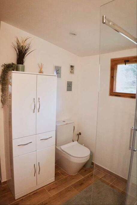 Charming cottage KLARA with Sauna, Nature&Privacy near Prague