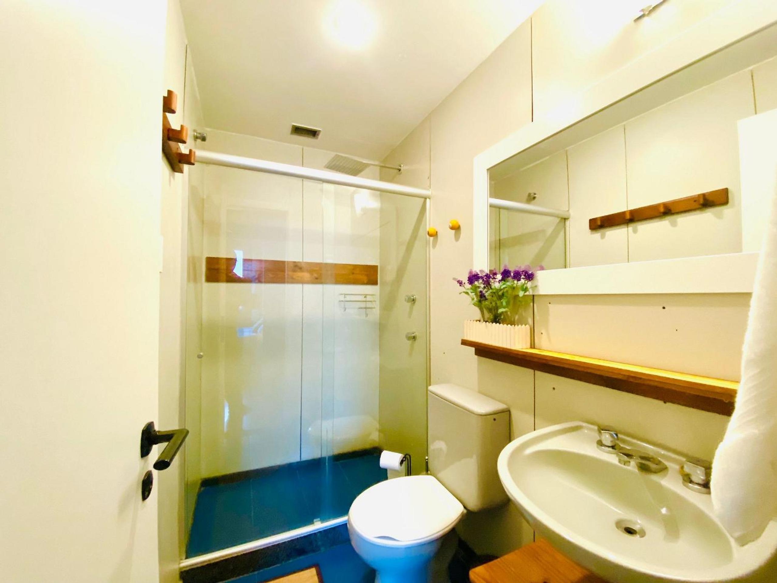 Leblon Flat Service 2 Bedrooms Sea View