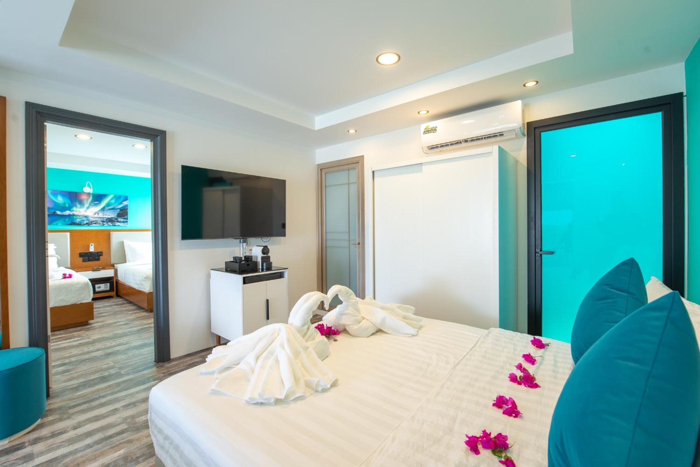 hotel room