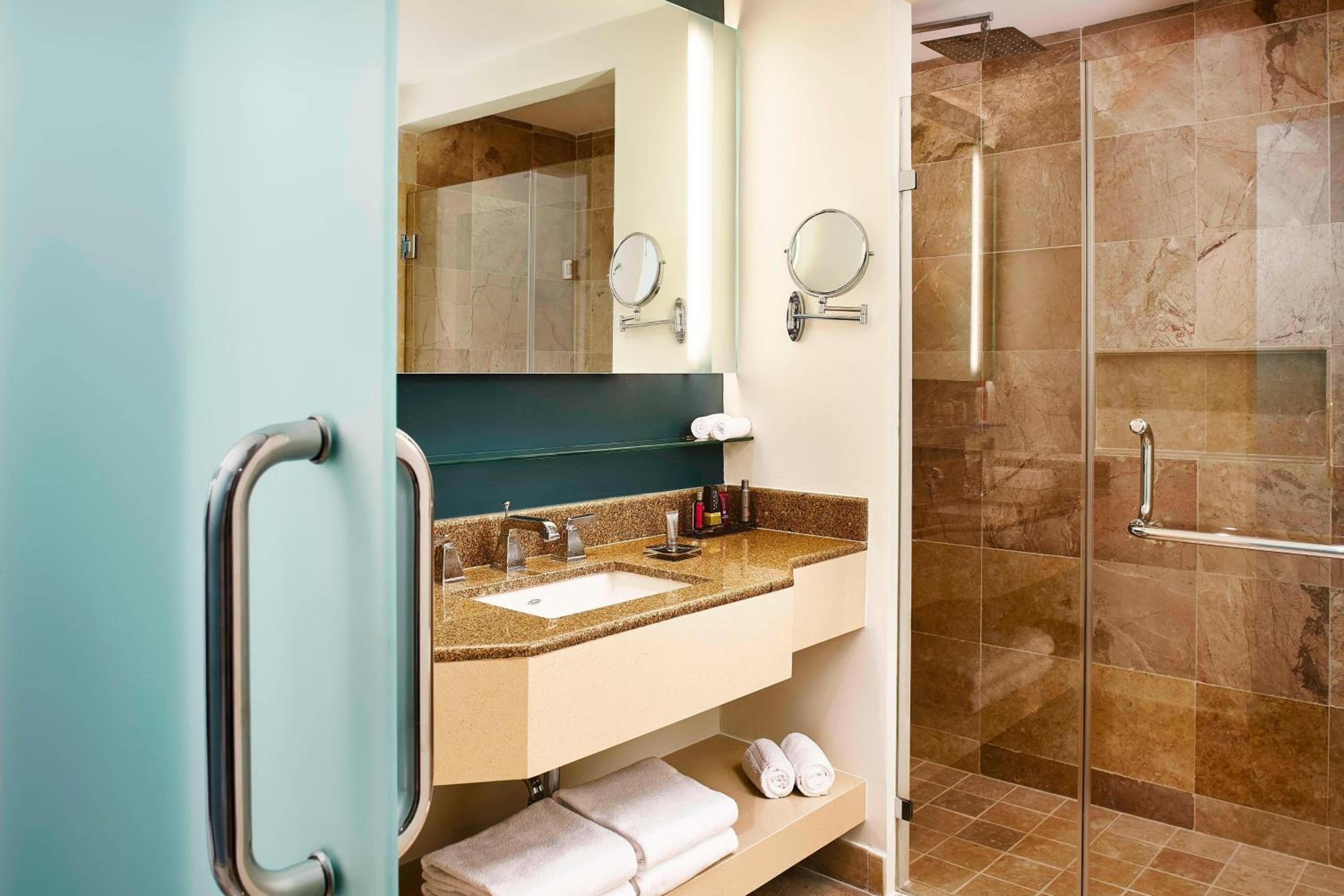 Puerto Vallarta Vacations - Marriott Puerto Vallarta Resort  Spa - Property Image 19