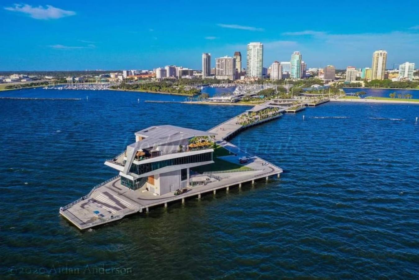 The Hipster Studio in DTSP - Property Image 12