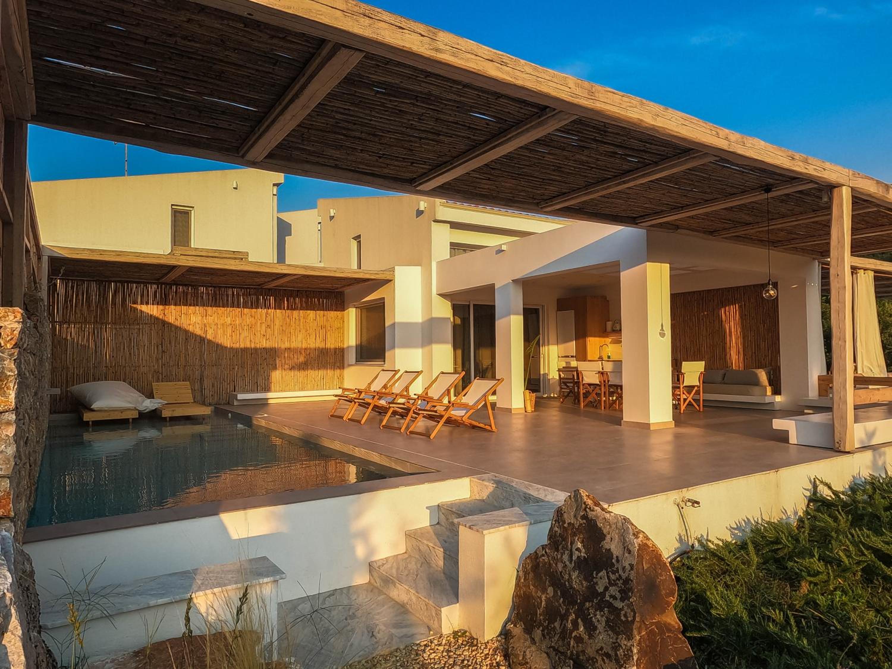 Hotel Aristotelia Gi - Premium Luxury Villas with Private Pools - Image 1