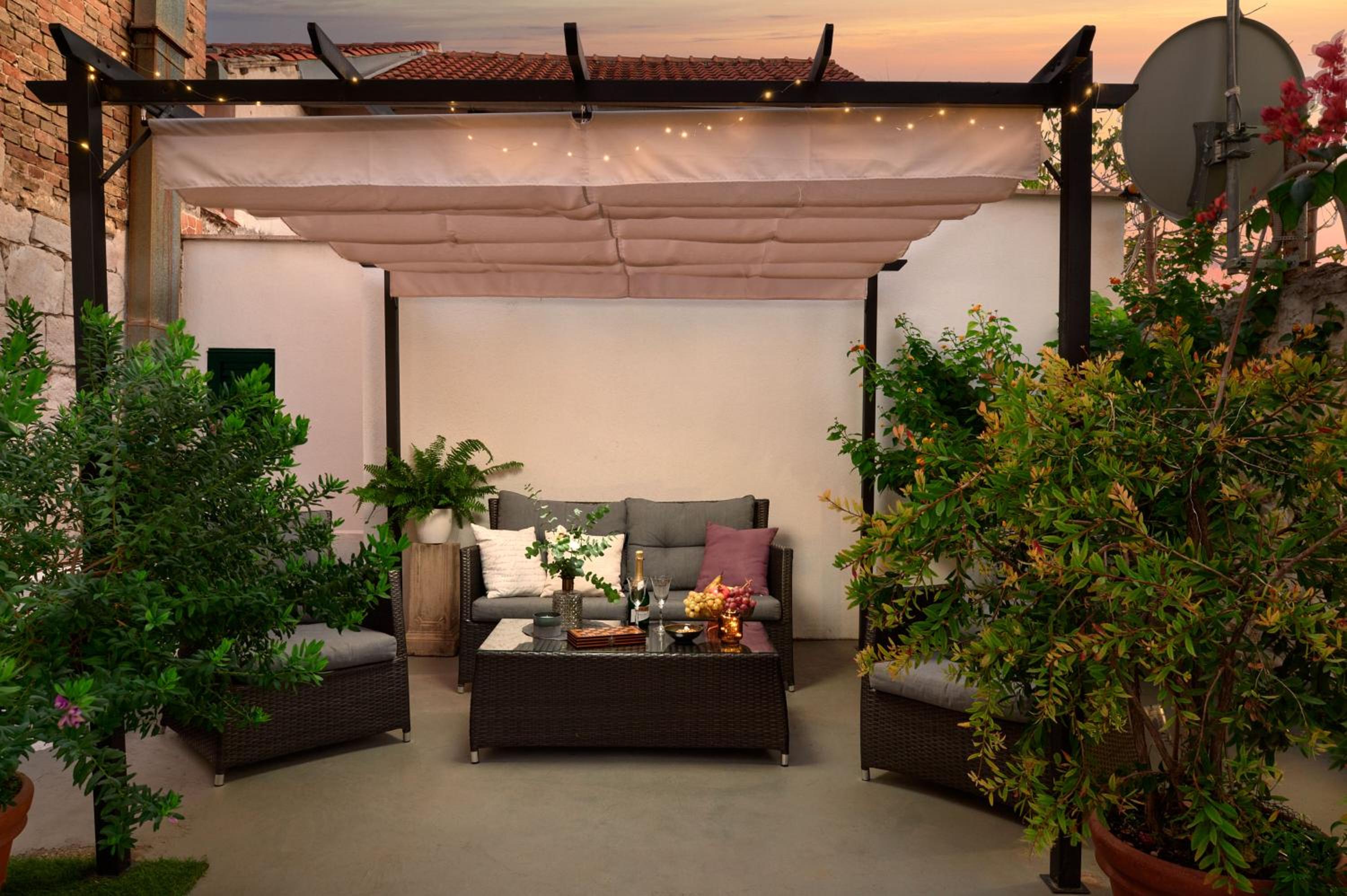 Lanterna Rooms