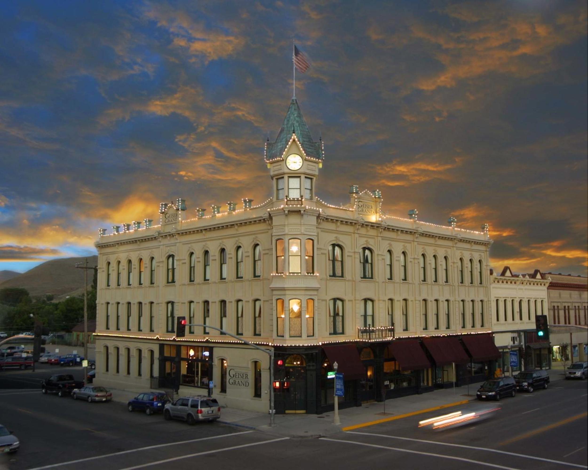 Baker City Vacations - Geiser Grand Hotel - Property Image 45