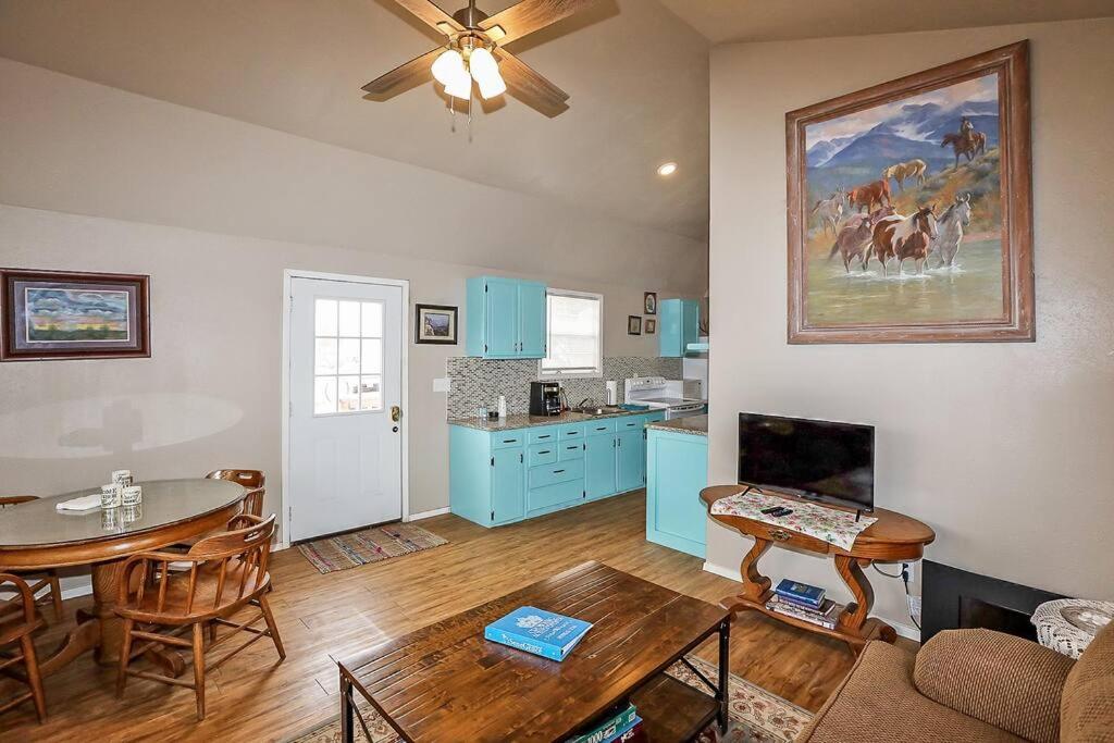 Palo Duro Canyon Texas - Cowboy Cabin view 5