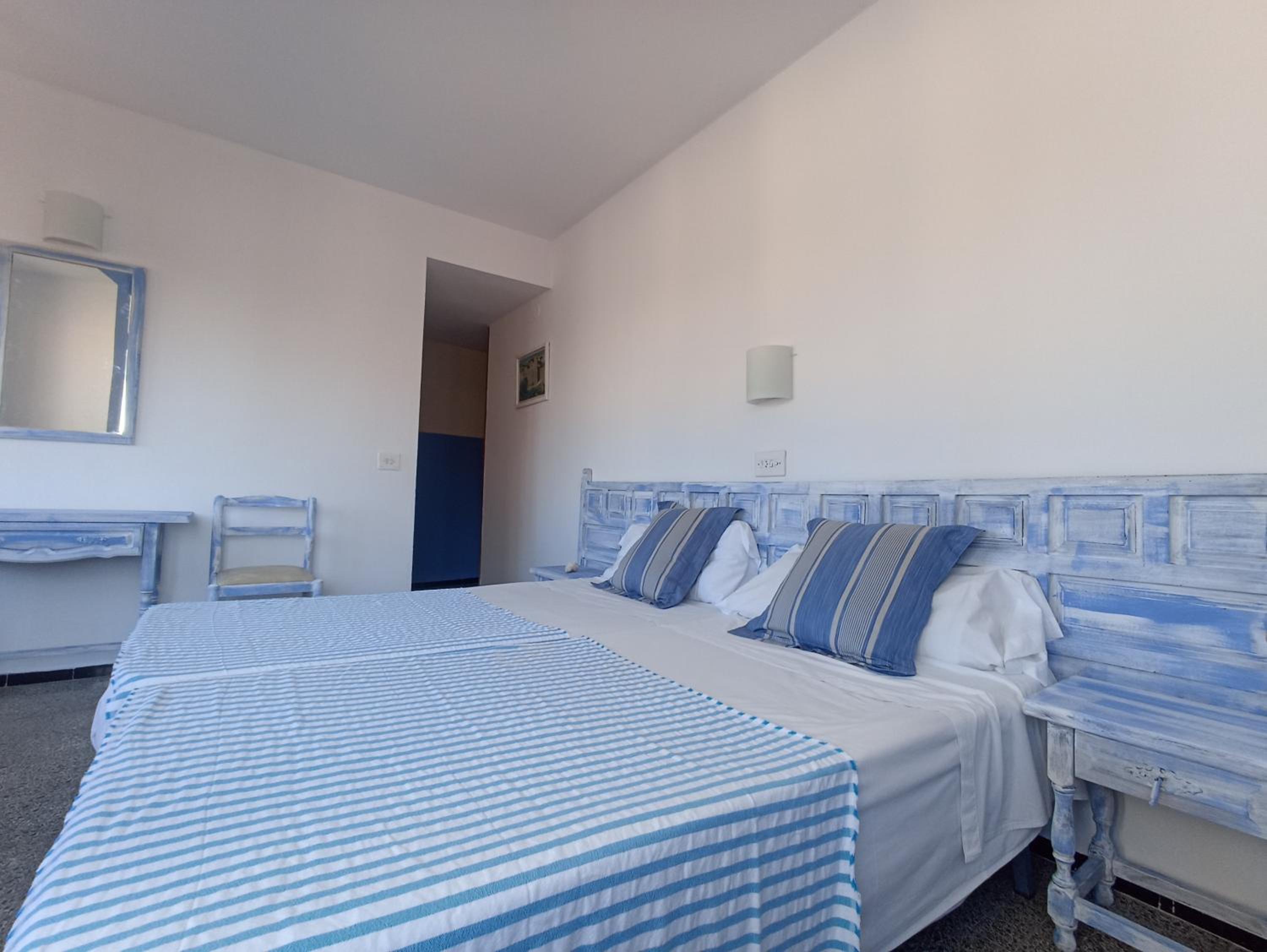 Hostal Santa Ana