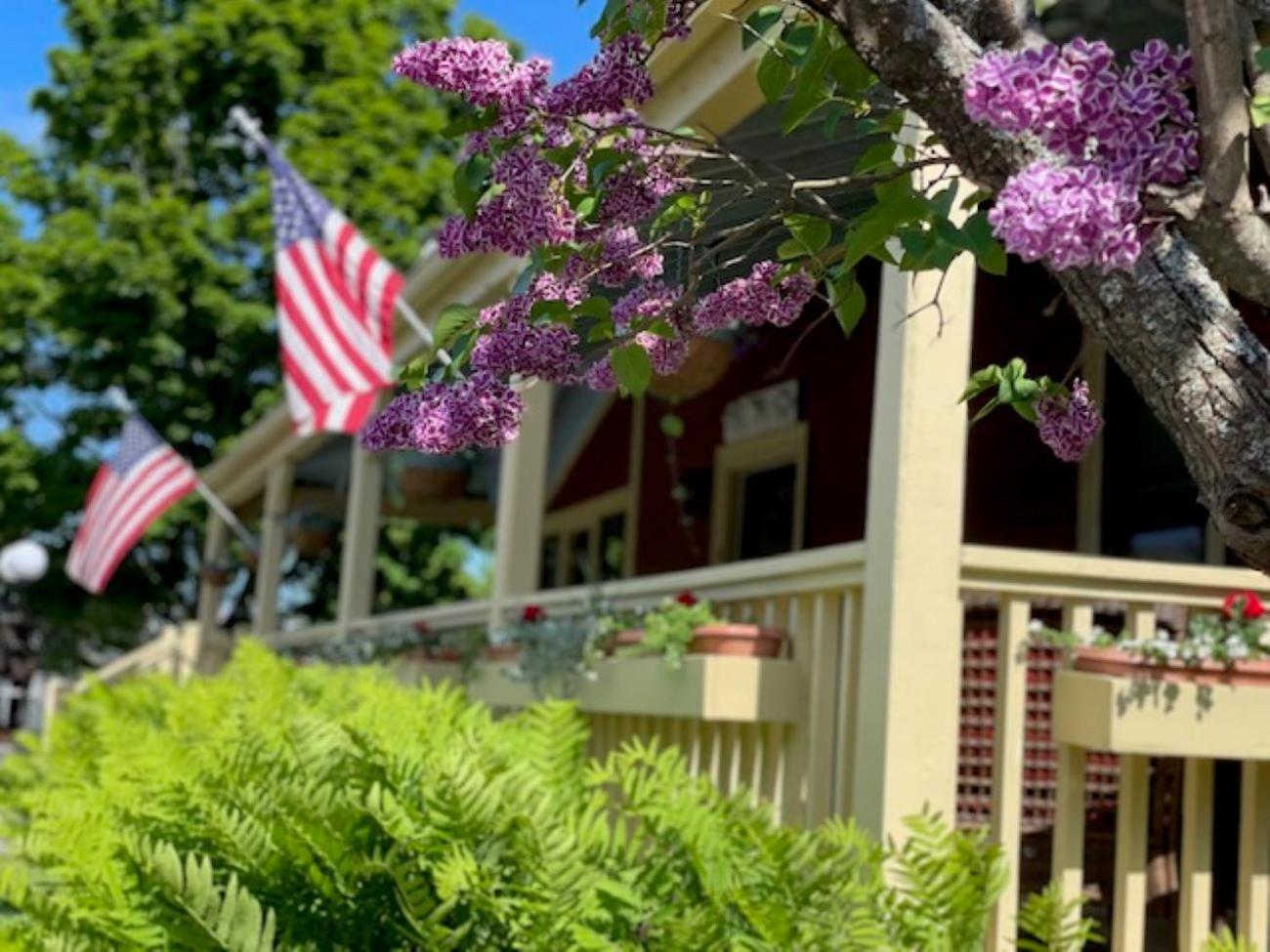 Central House Inn