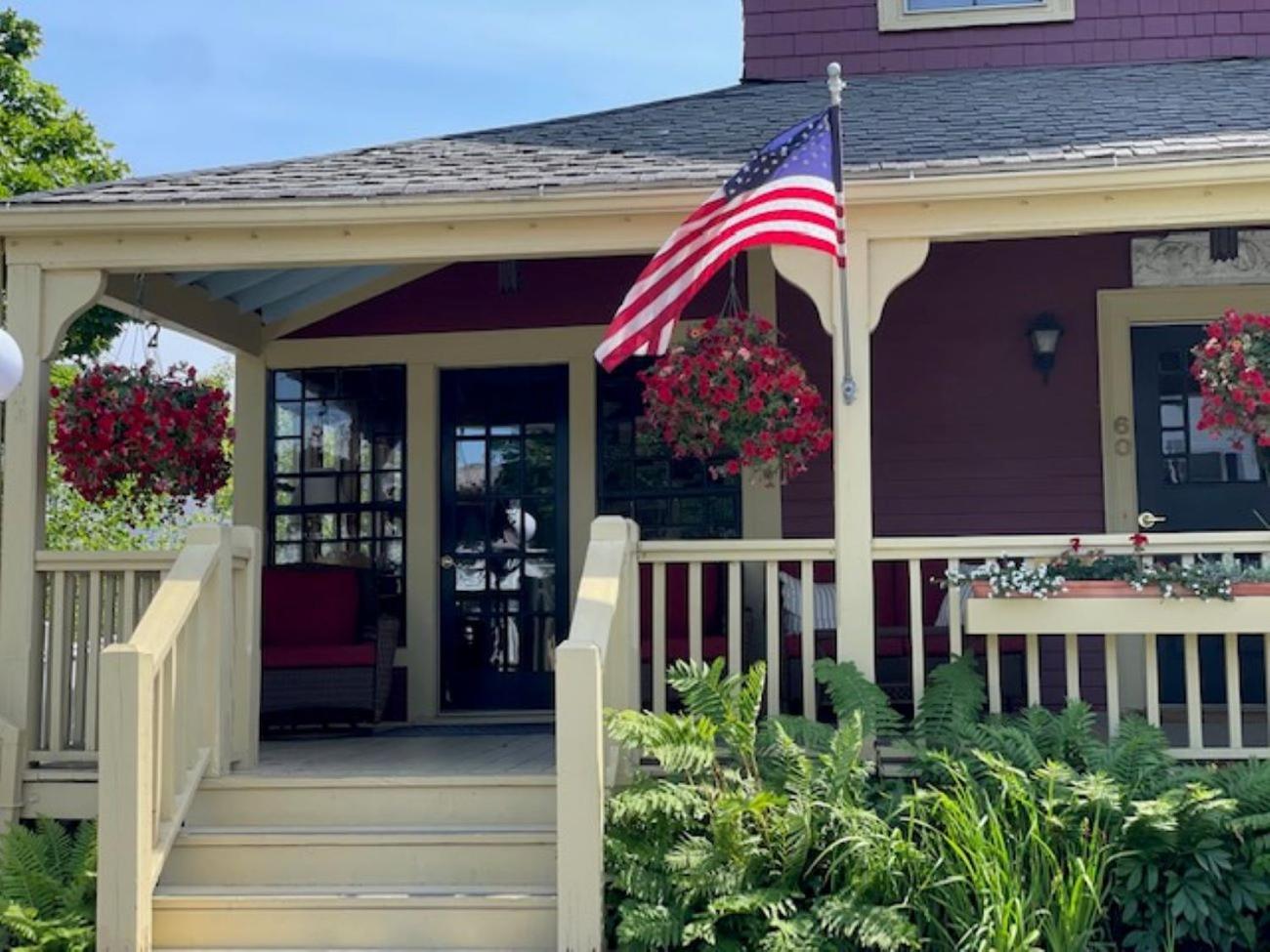 Central House Inn