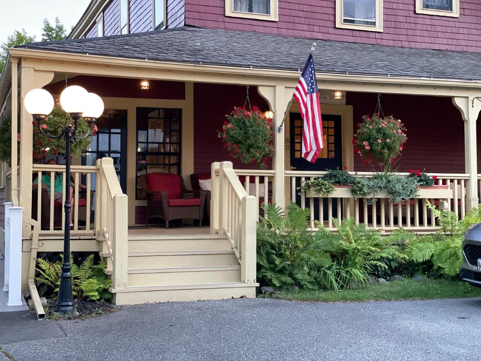 Central House Inn