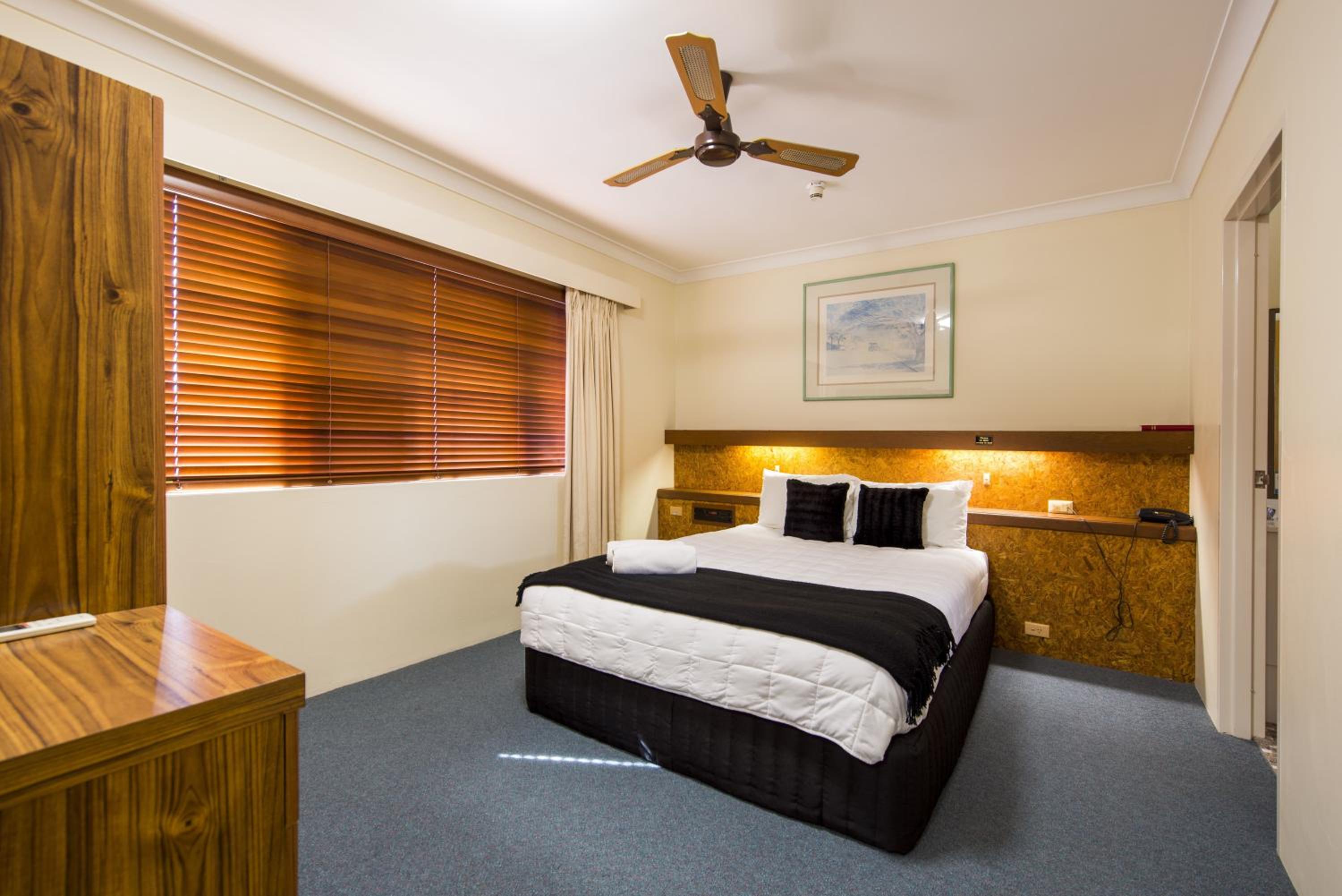 Abbey Motor Inn