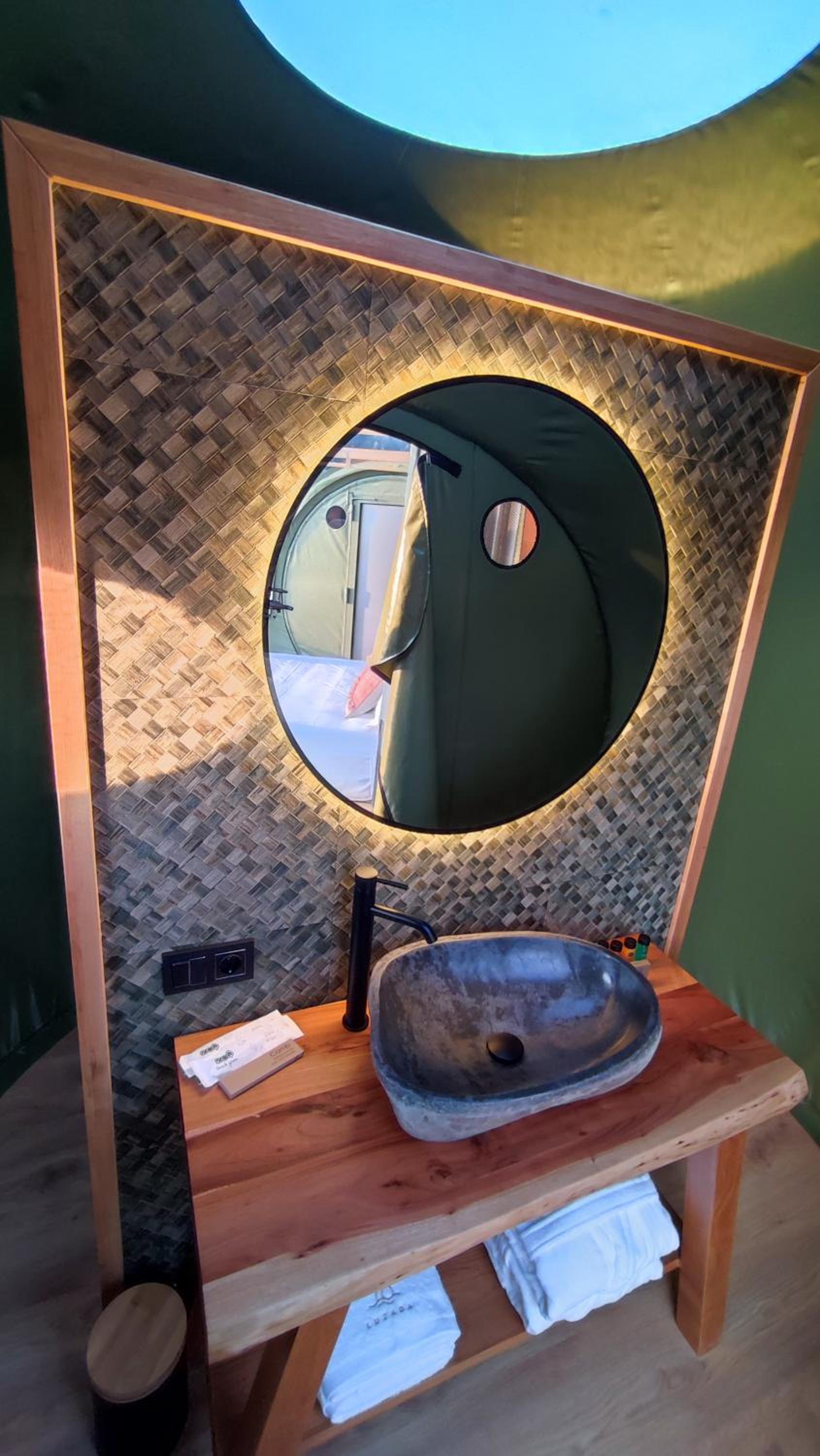 Luzada Glamping Burbujas - Designed for Adults