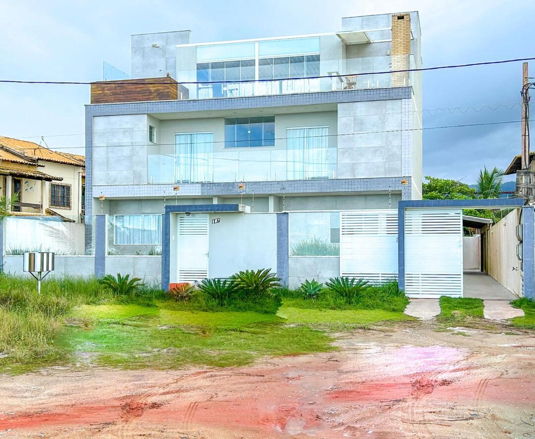 Casa c WiFi e vista para o mar-Barra de São João RJ