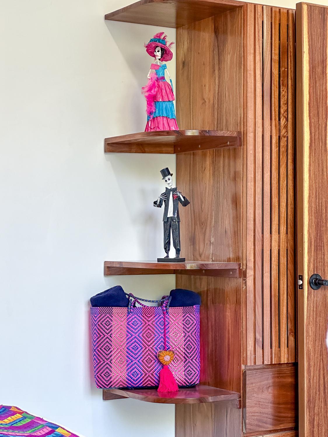 Casa Debra