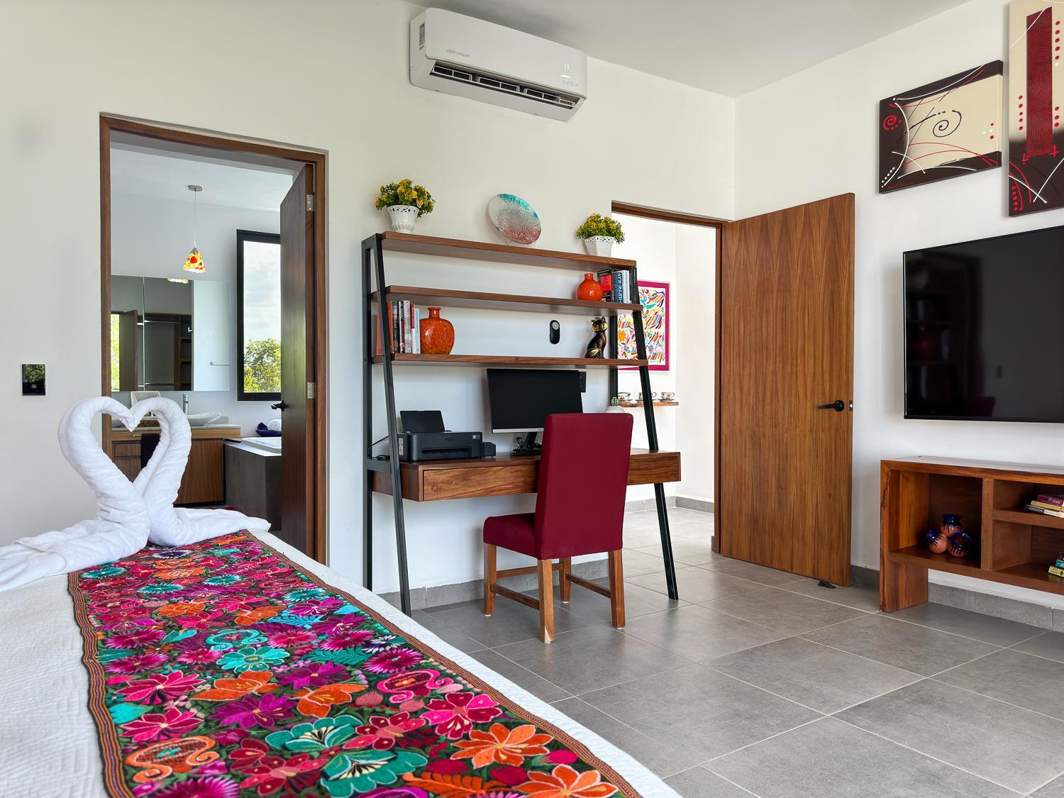 Casa Debra