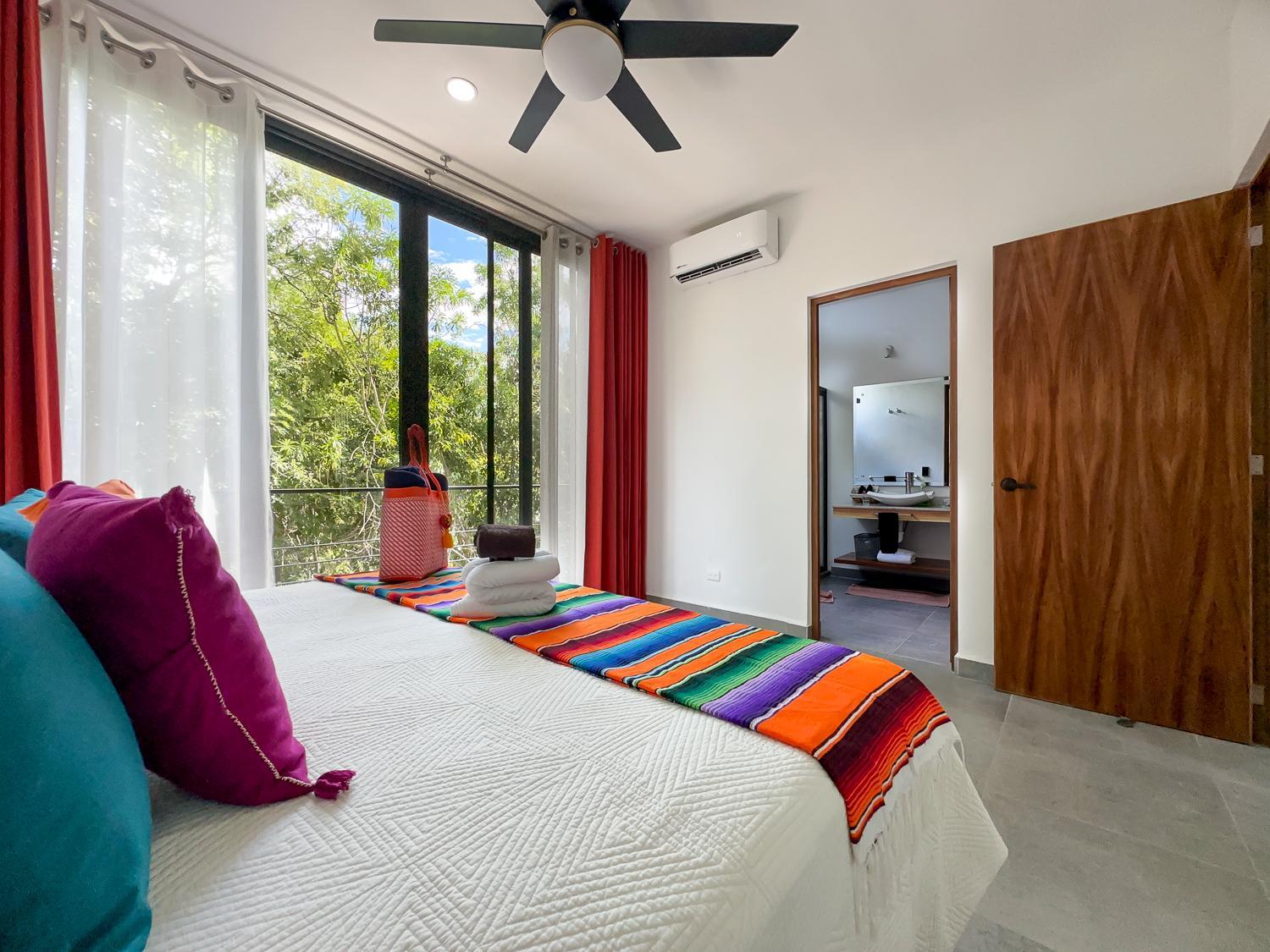 Casa Debra