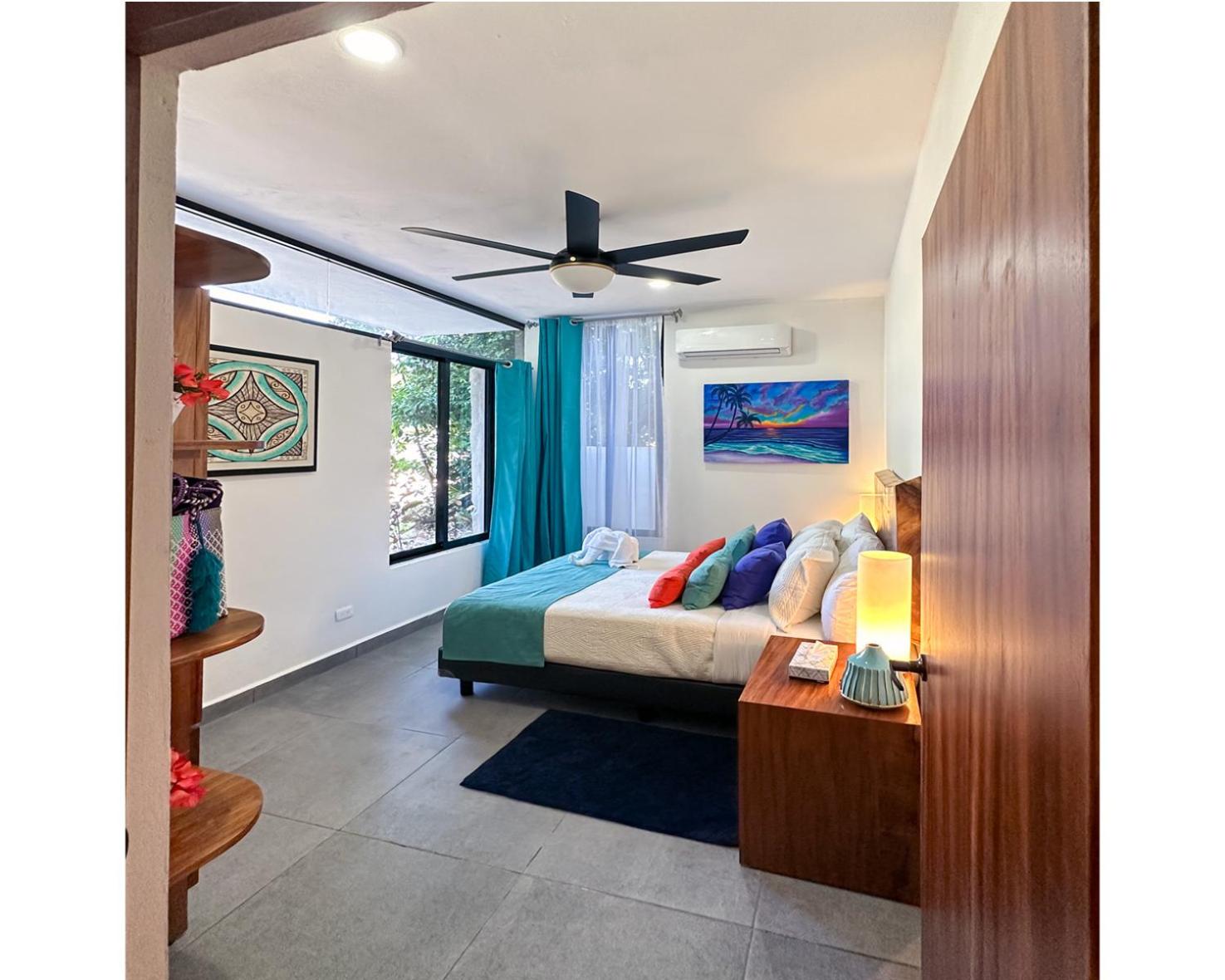 Casa Debra