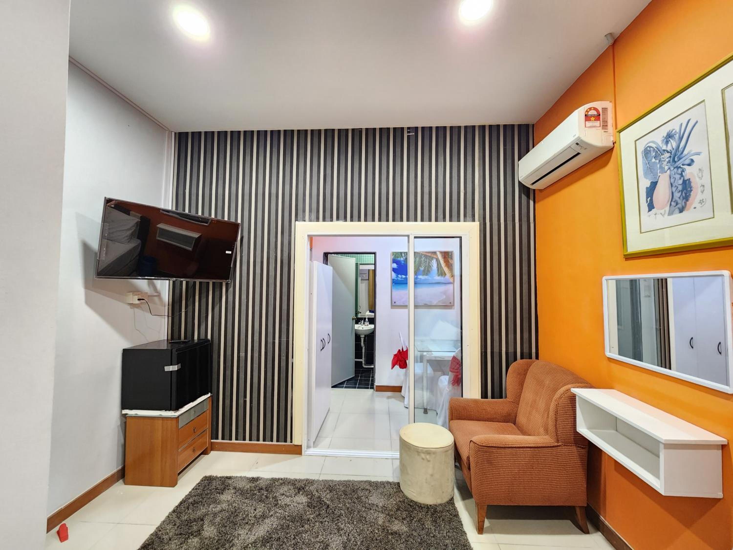 Holiday Hostel KLCC