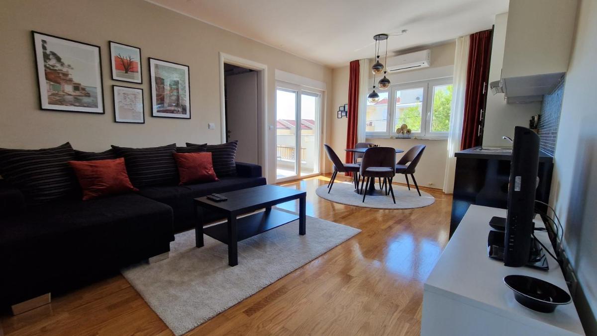 Apartment MaDe view 2