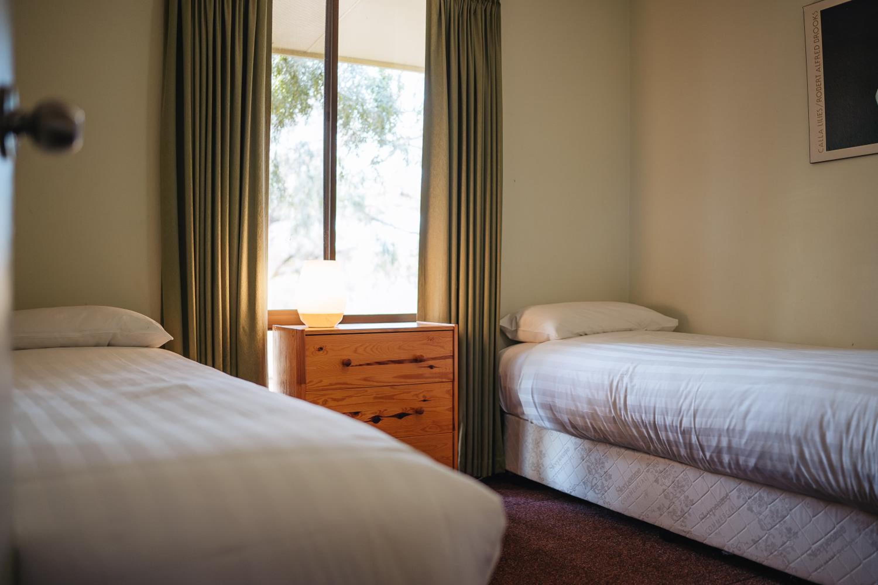 Riverbush Cottages