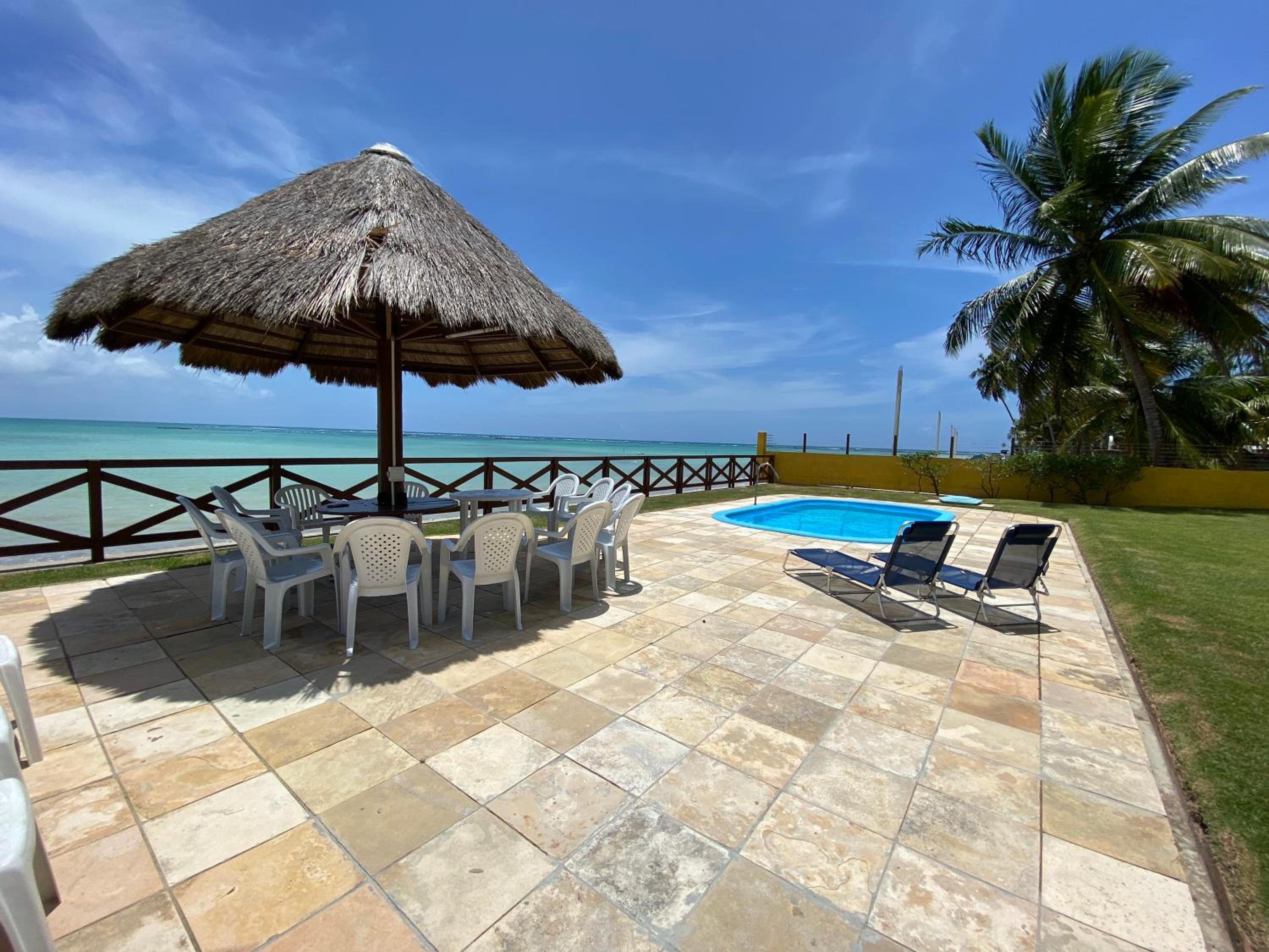 Casa à Beira Mar, piscina e 4 suítes na praia de Ipioca-Maceió-AL - Vila Ipioca