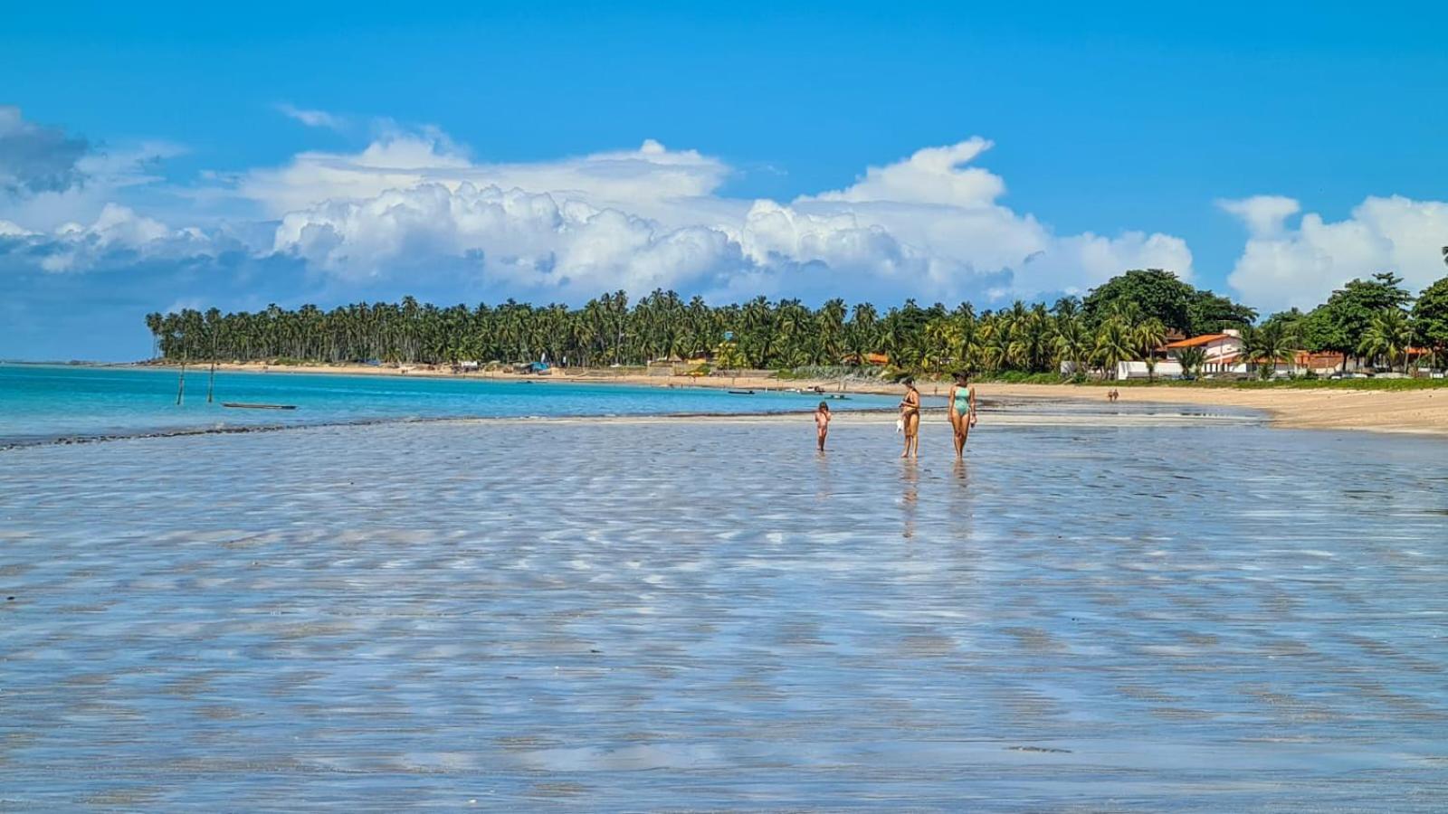 Casa à Beira Mar, piscina e 4 suítes na praia de Ipioca-Maceió-AL - Vila Ipioca