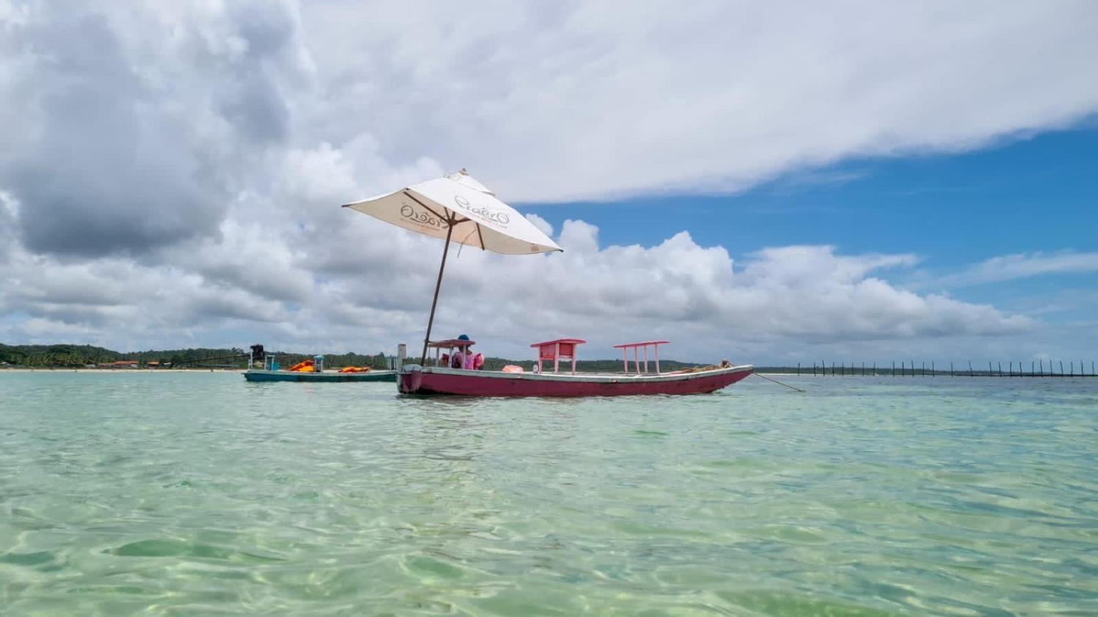 Casa à Beira Mar, piscina e 4 suítes na praia de Ipioca-Maceió-AL - Vila Ipioca