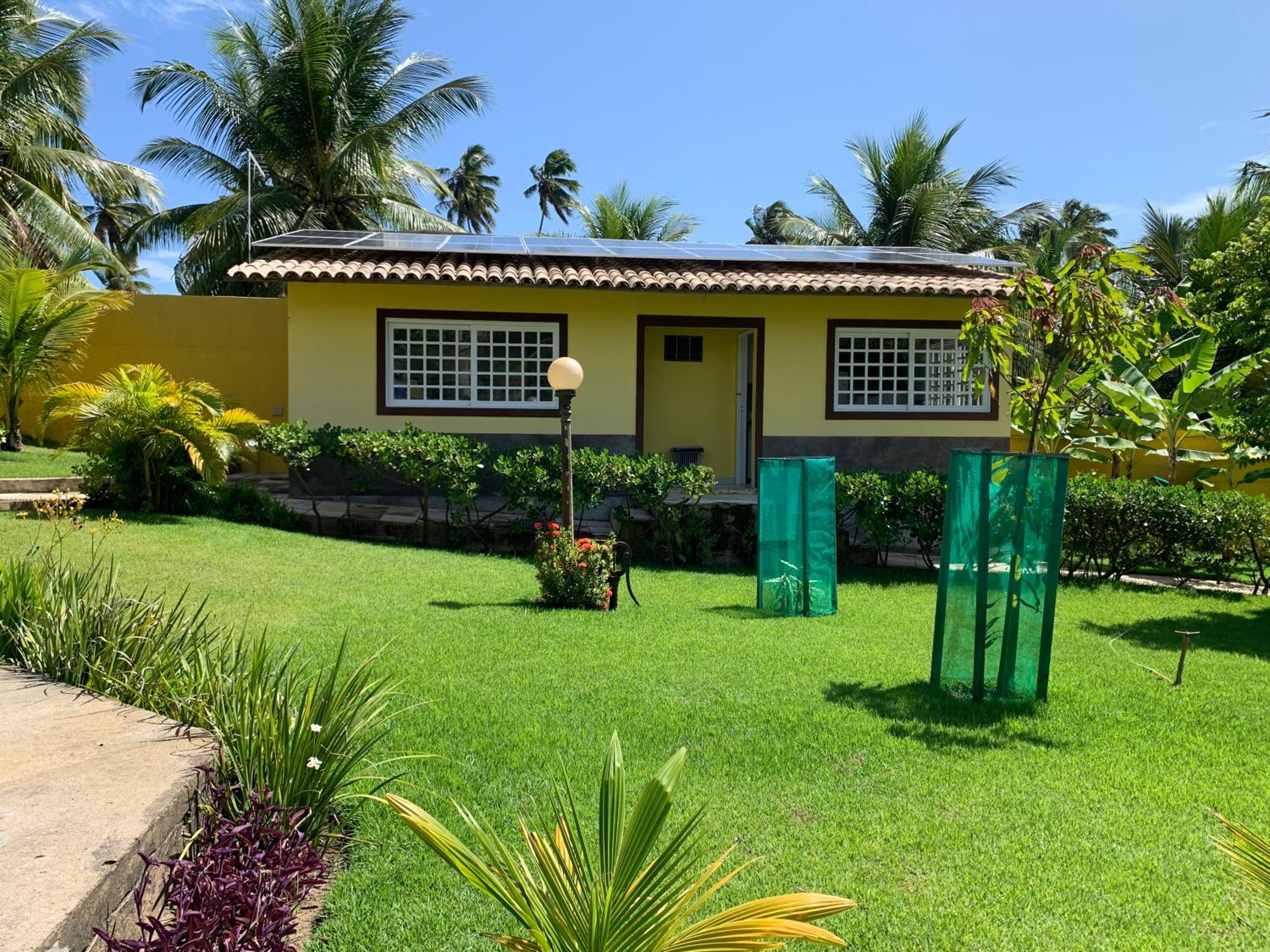 Casa à Beira Mar, piscina e 4 suítes na praia de Ipioca-Maceió-AL - Vila Ipioca