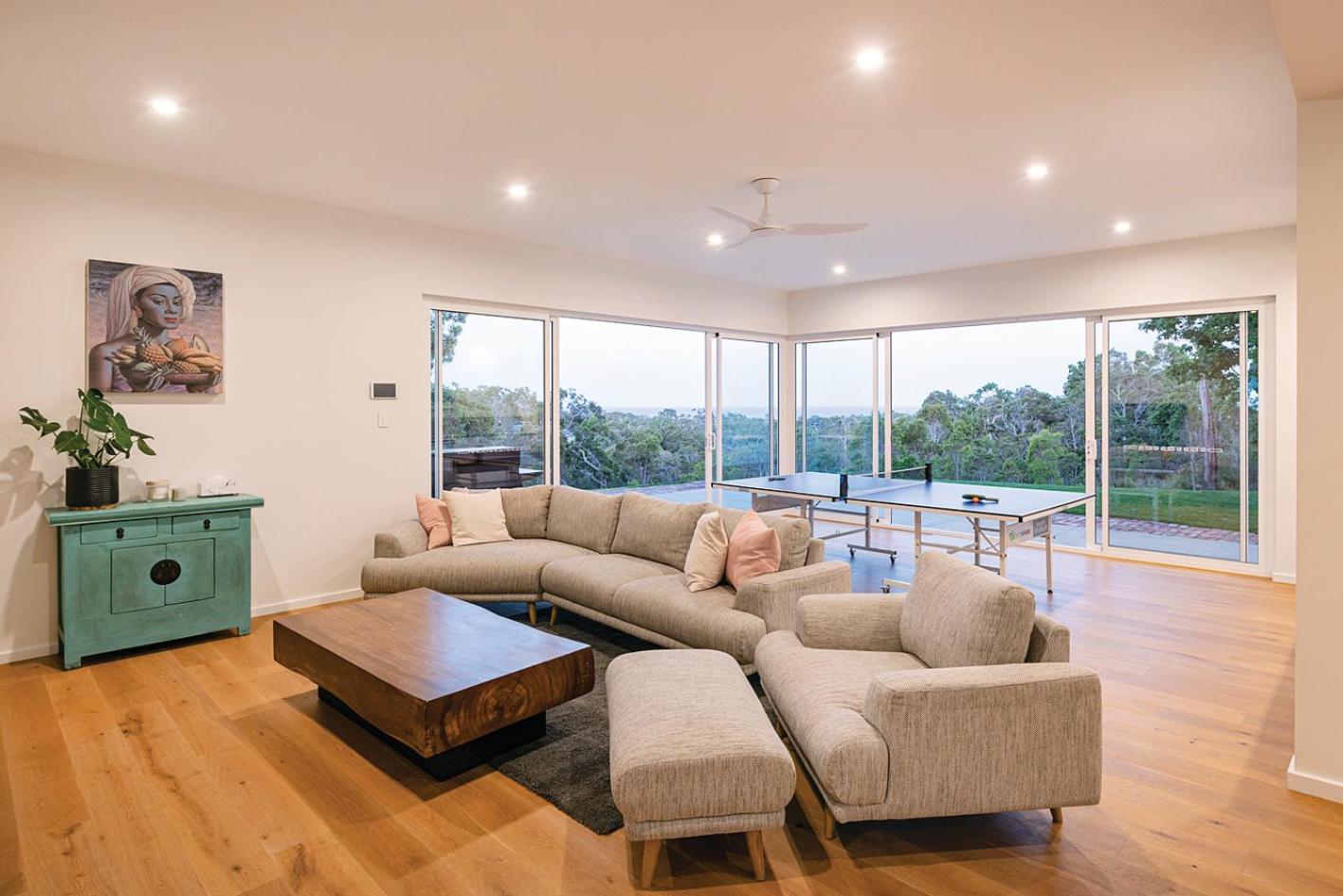 Stunning coastal home 5 bed amazing ocean views