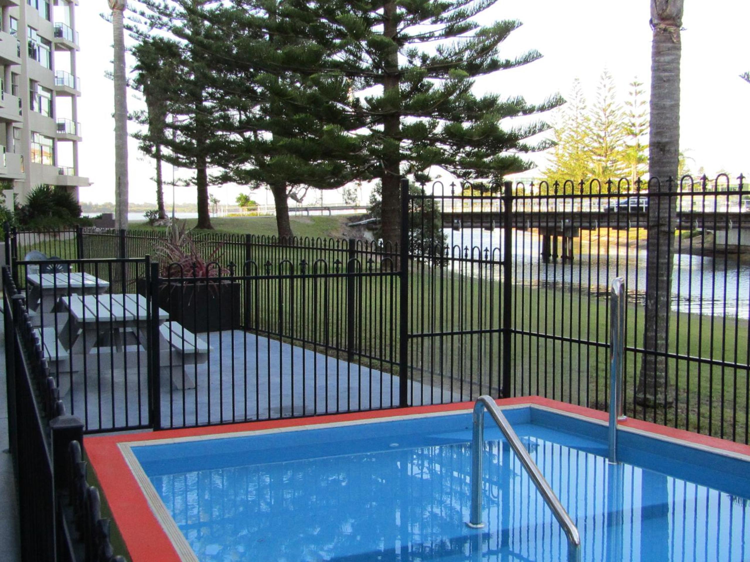 Le George Motel