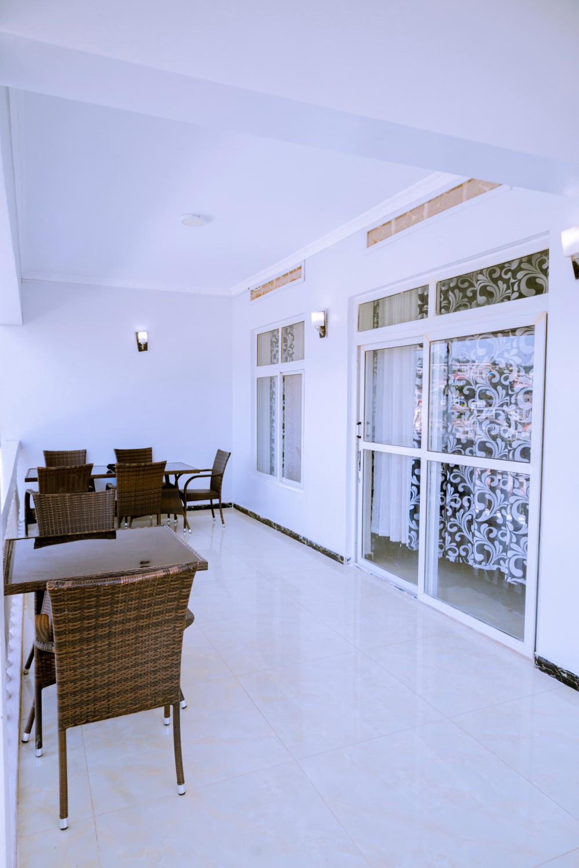 Lao Tangren Guest House view 3