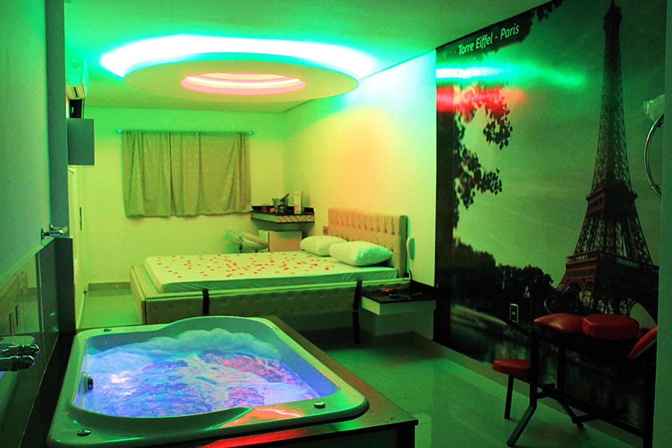 Jacuzzi