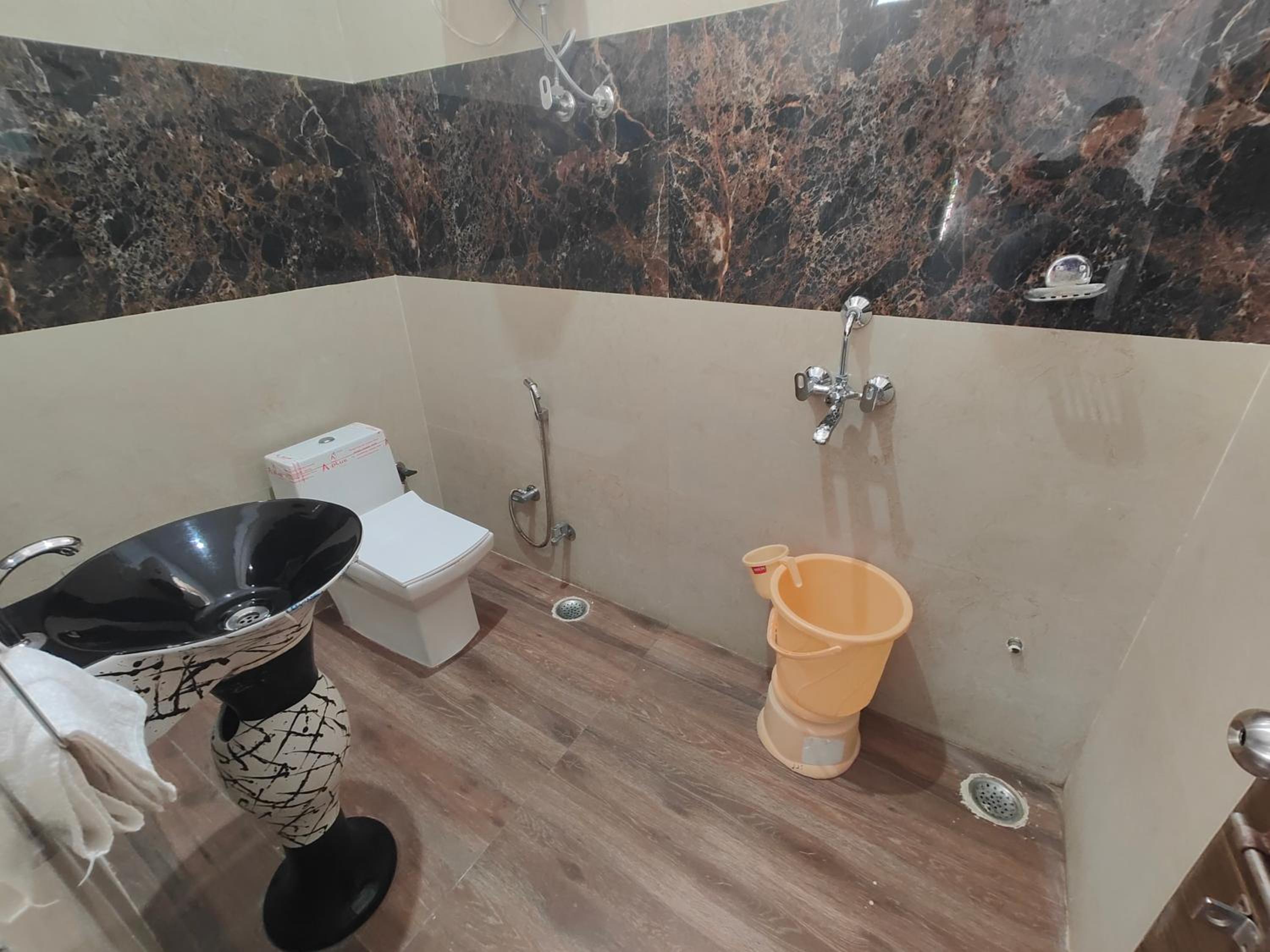 Photo 23