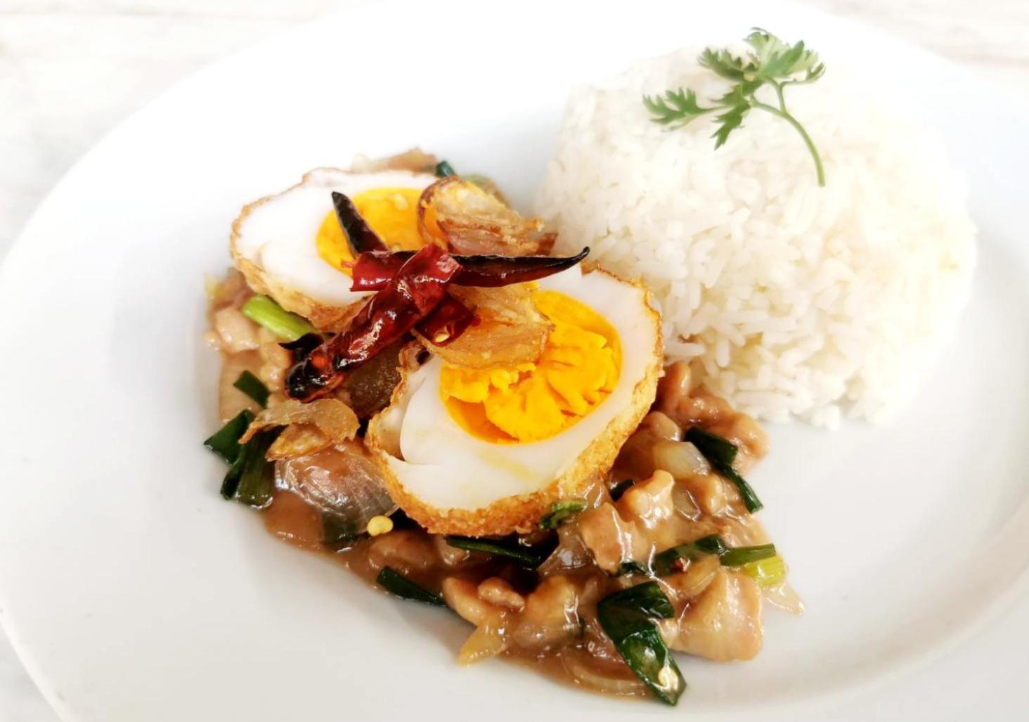 Baanthep Antique Homestay