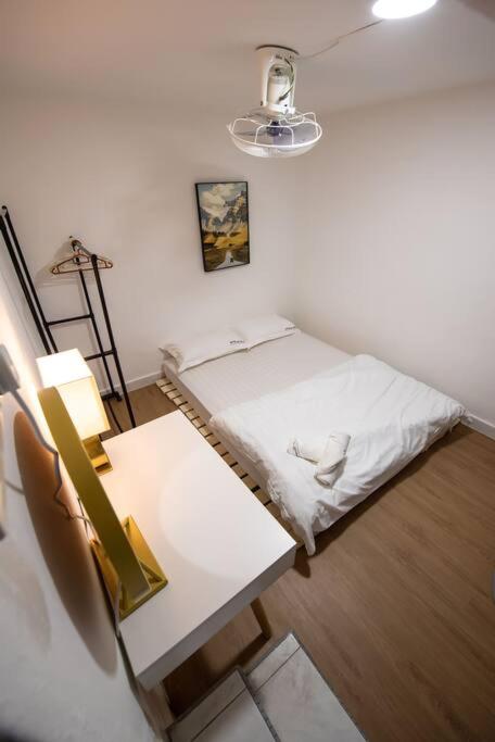 Photo 20