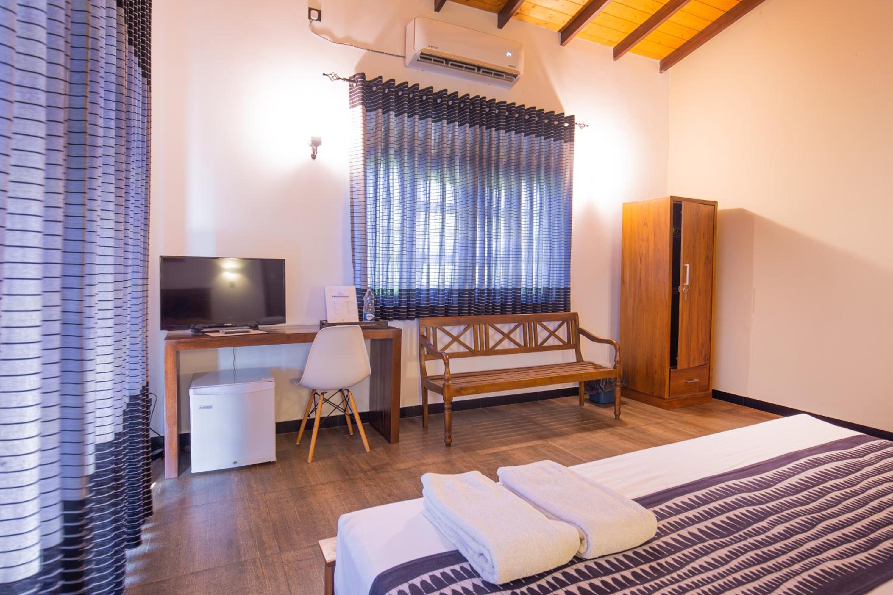 Yamu Lanka Inn view 2