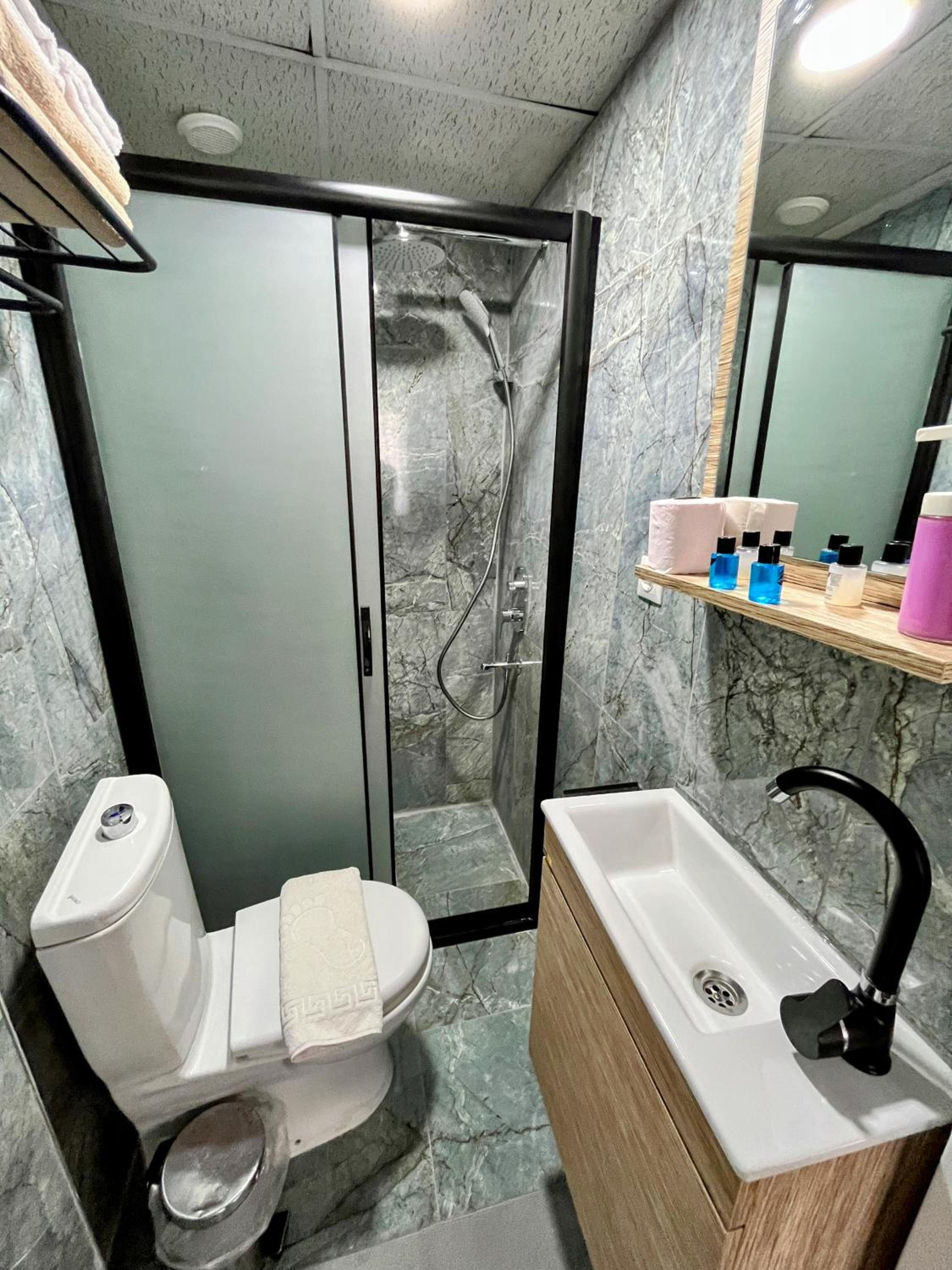 Pembe Otel - Image 27