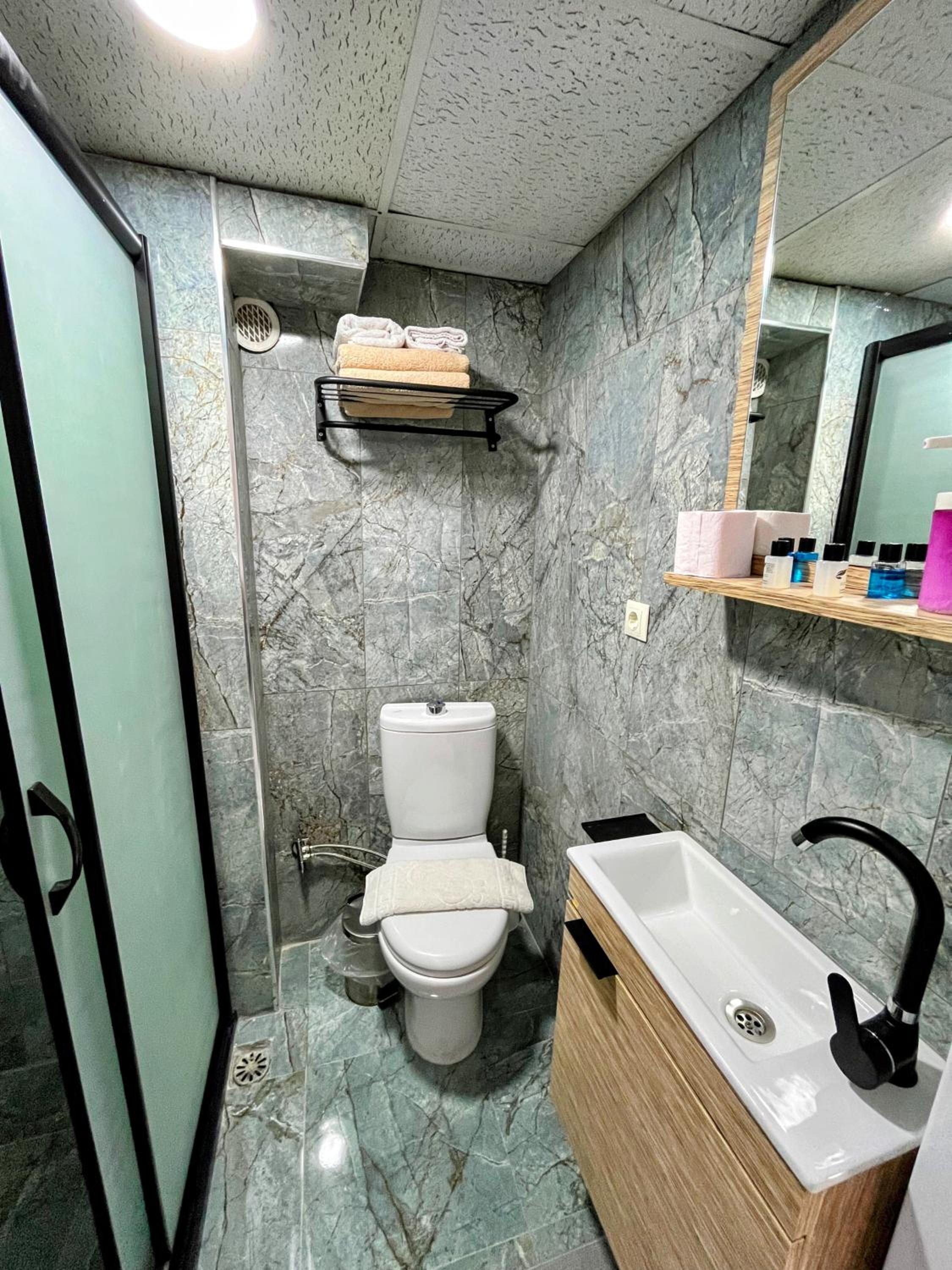 Pembe Otel - Image 29