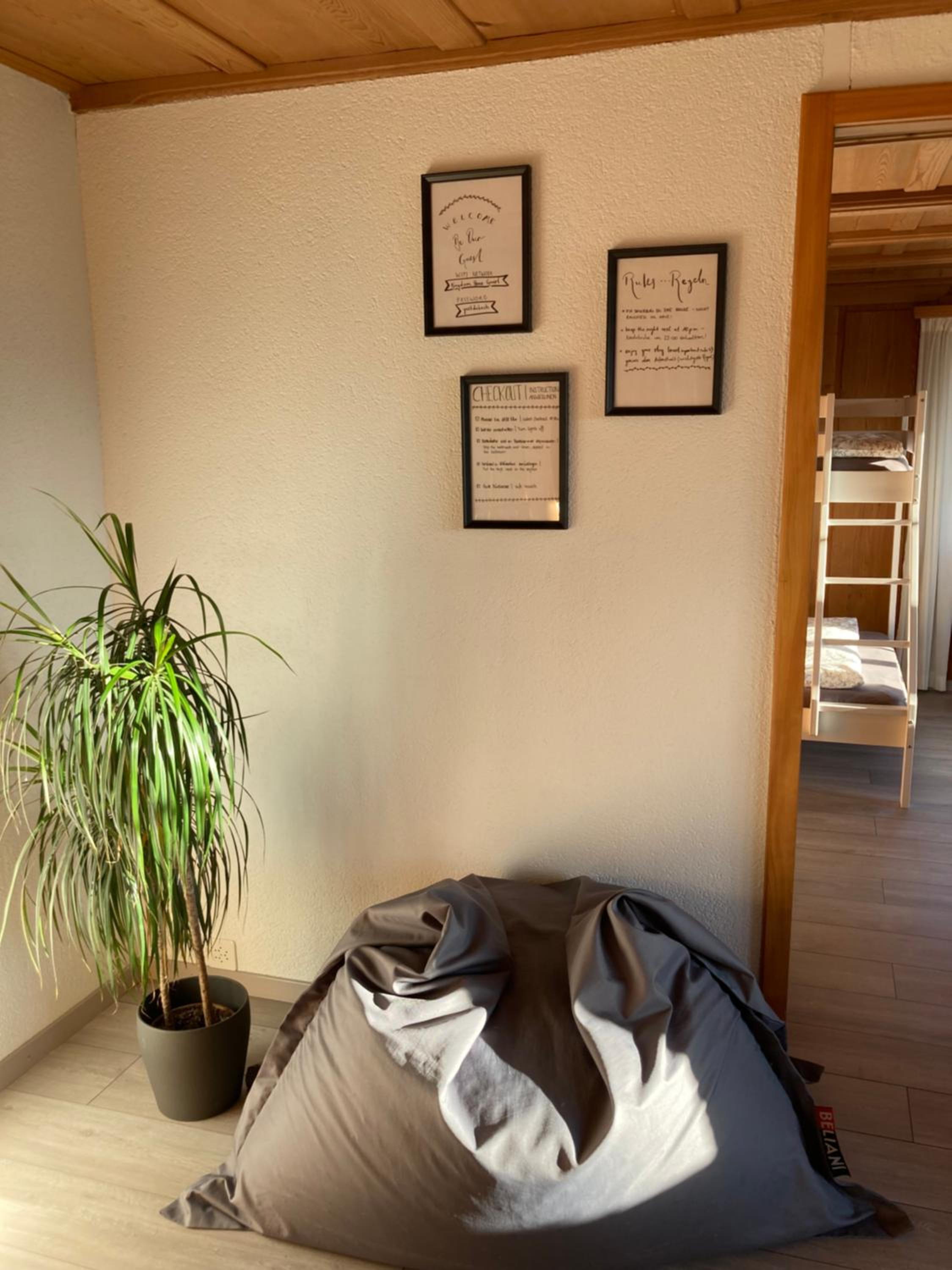 Appartement mit Alpensicht, beheiztem Pool, Garten