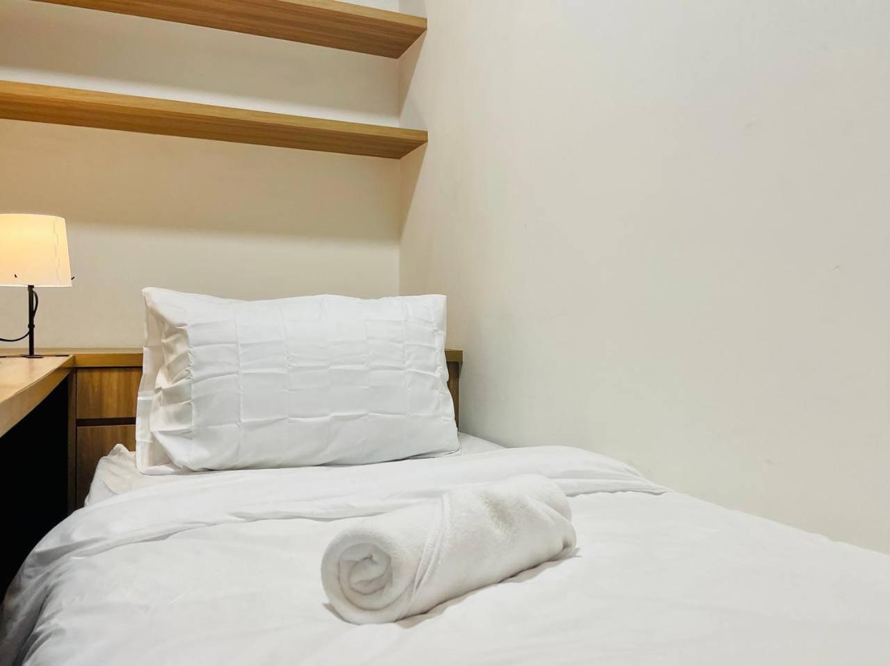 Arcoris Mont Kiara 1 - 5 pax