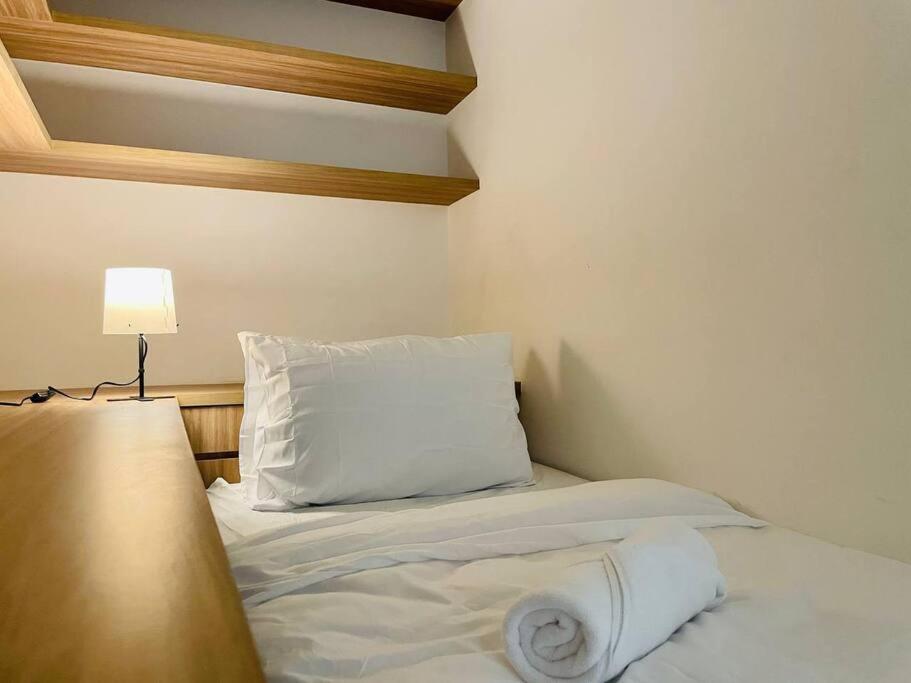 Arcoris Mont Kiara 1 - 5 pax
