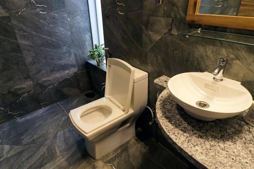 Stay Leisurely Casa By the hills 4BHK, Pawna Lake view 2