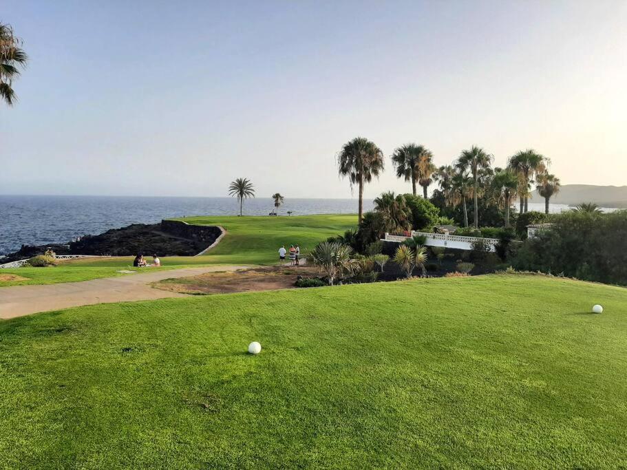Roomy and light rental with fantastic ocean view