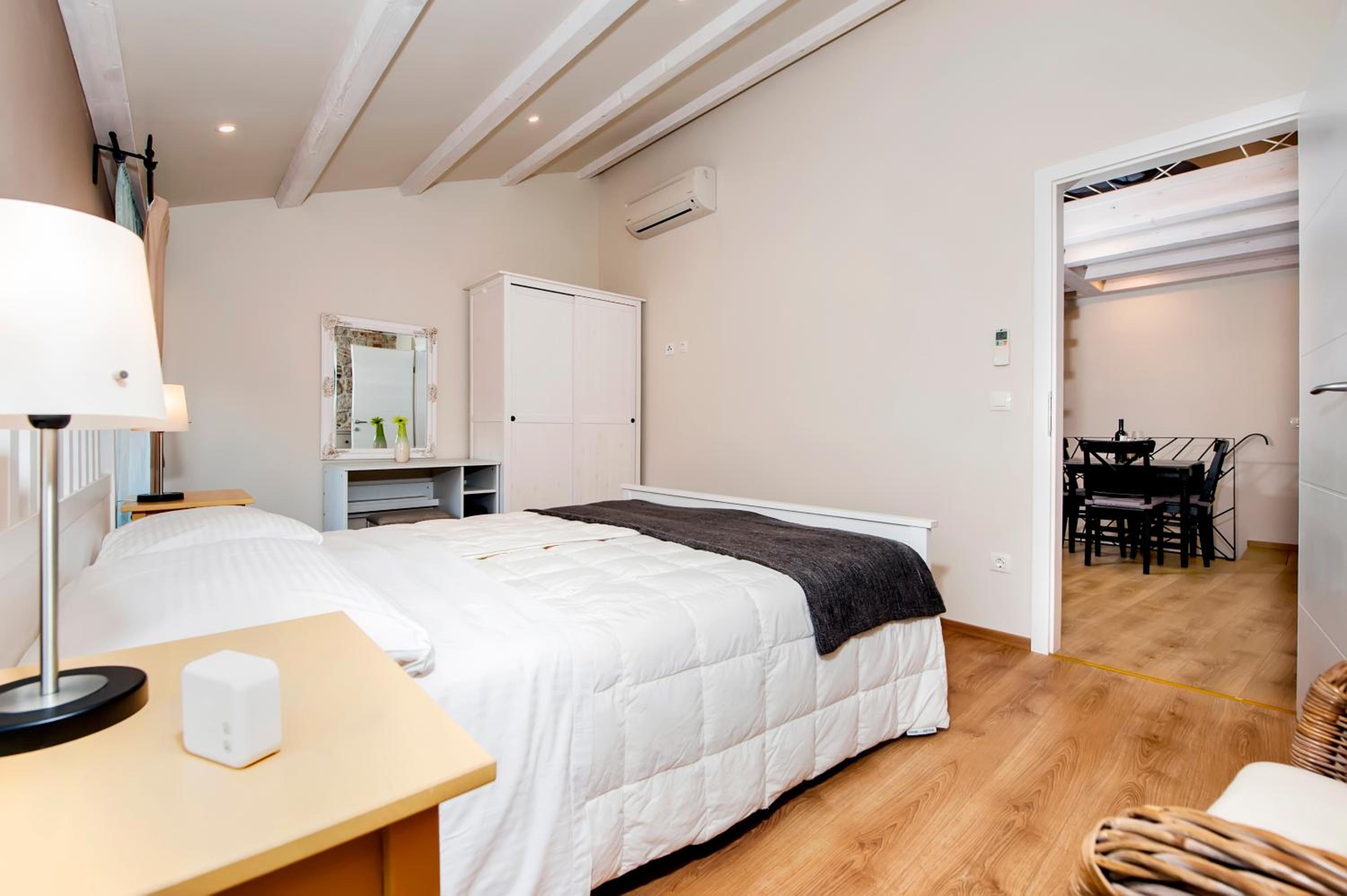Apartments Carera 42 view 4