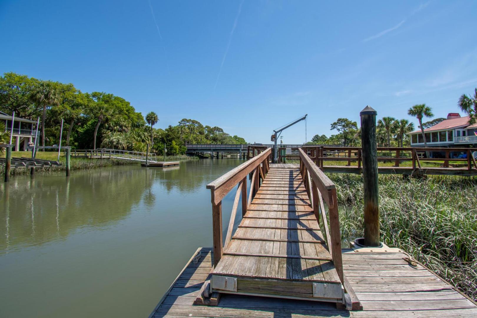 383 Tarpon Blvd view 3