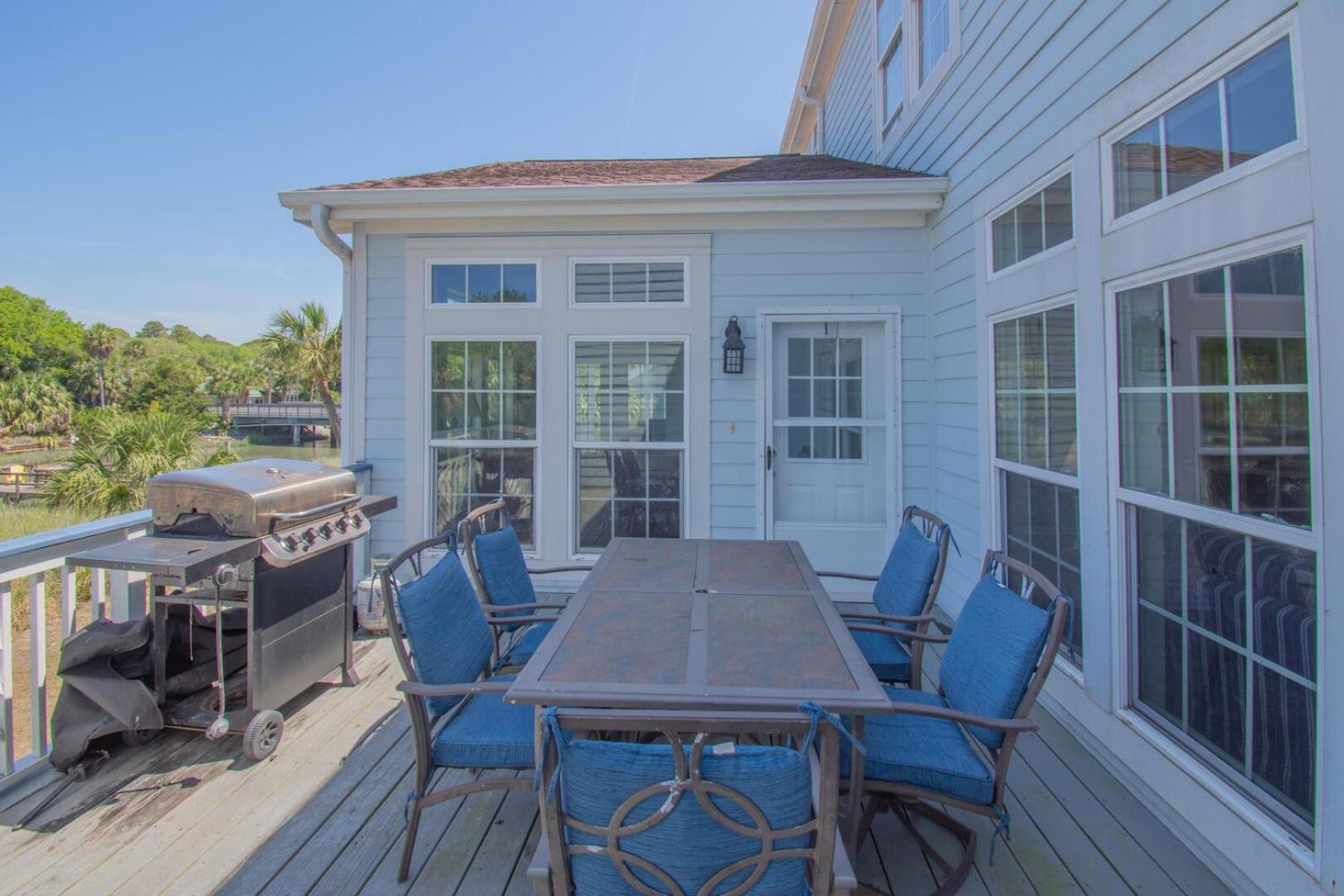 383 Tarpon Blvd view 4