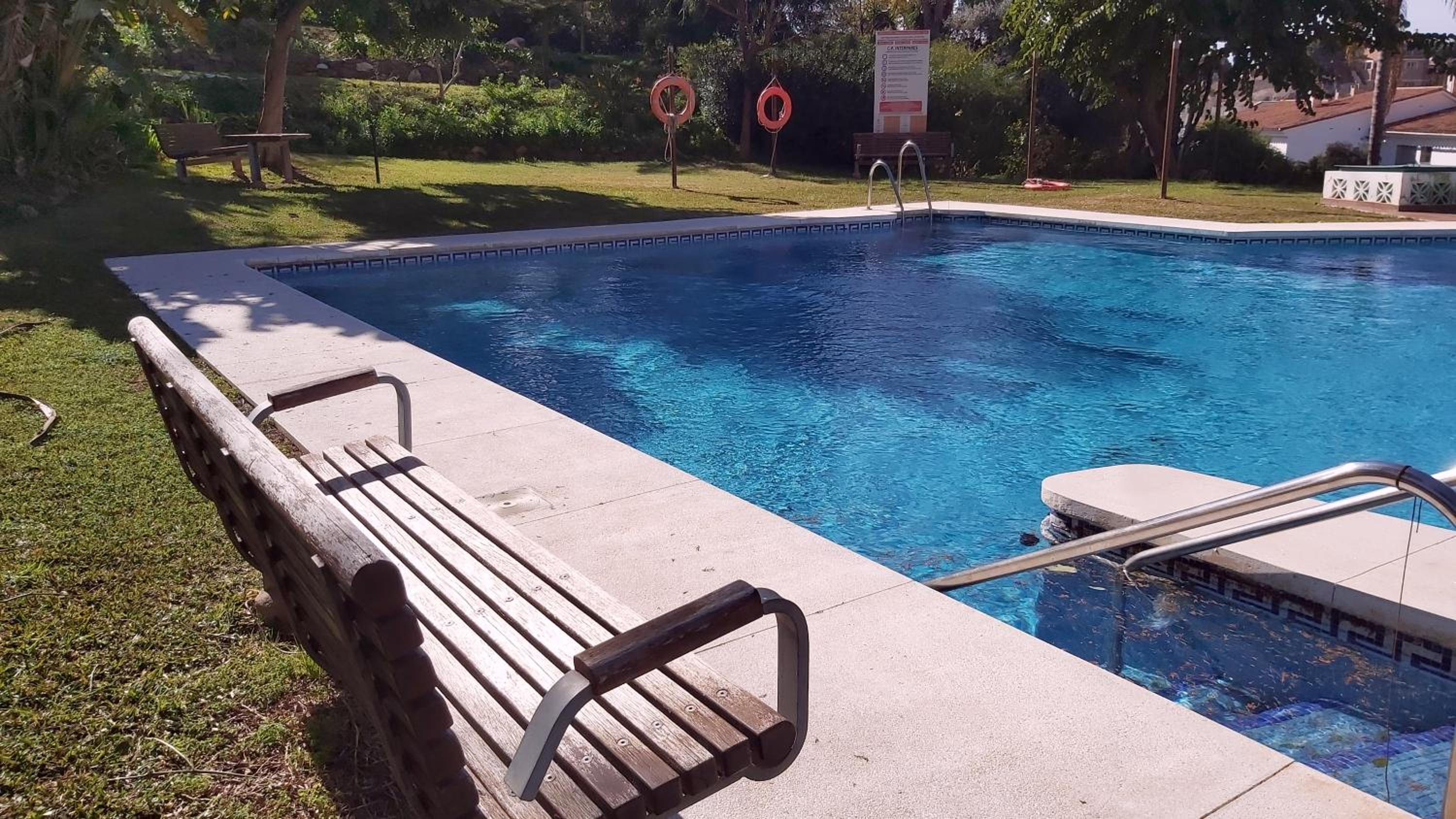 Del Parque Flats Interpares Swimmingpool