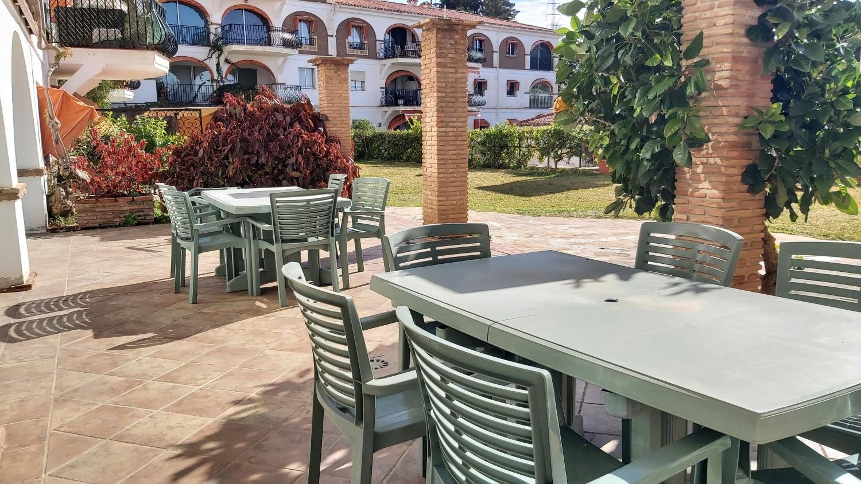 Del Parque Flats Interpares Swimmingpool