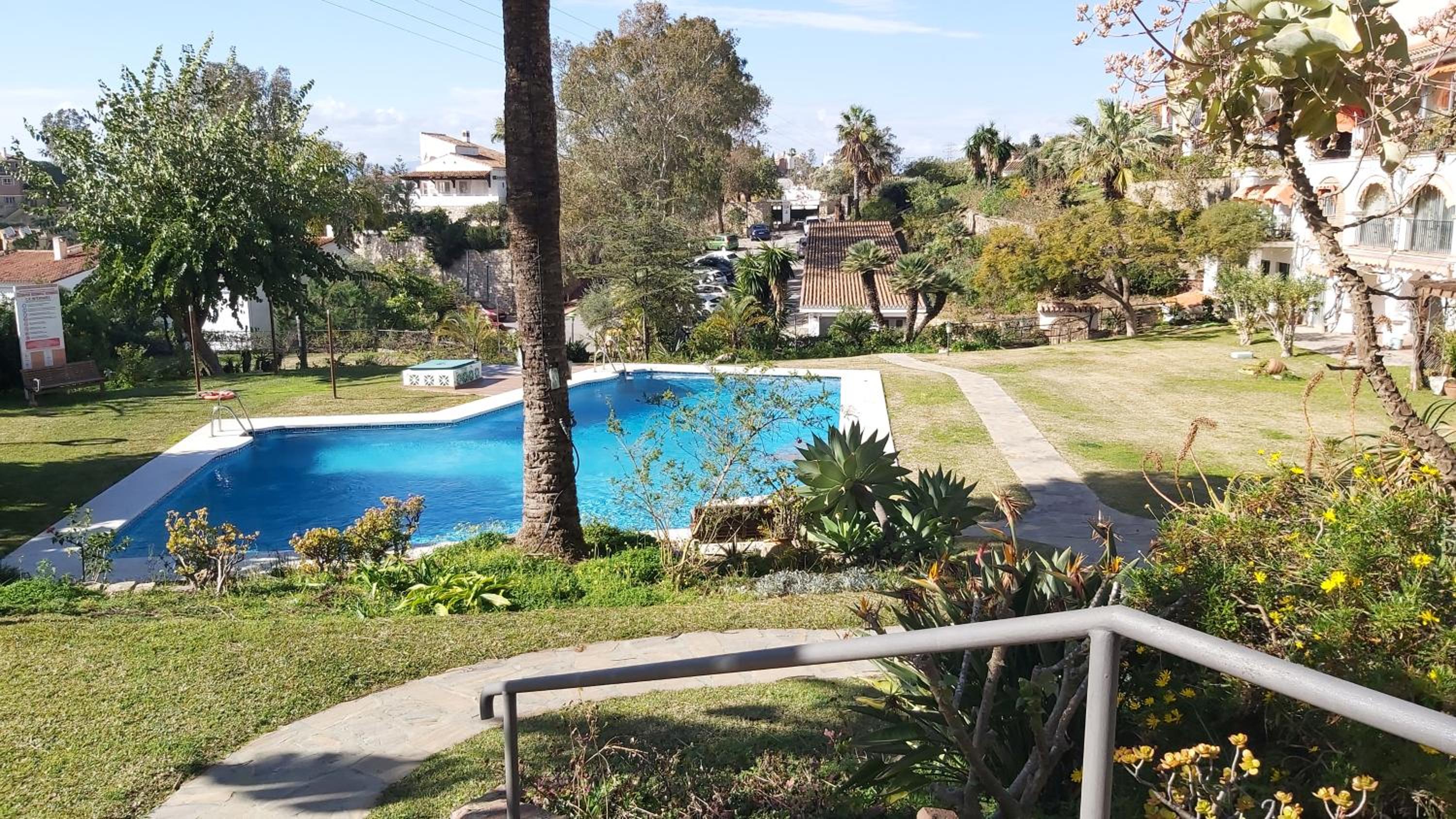 Del Parque Flats Interpares Swimmingpool