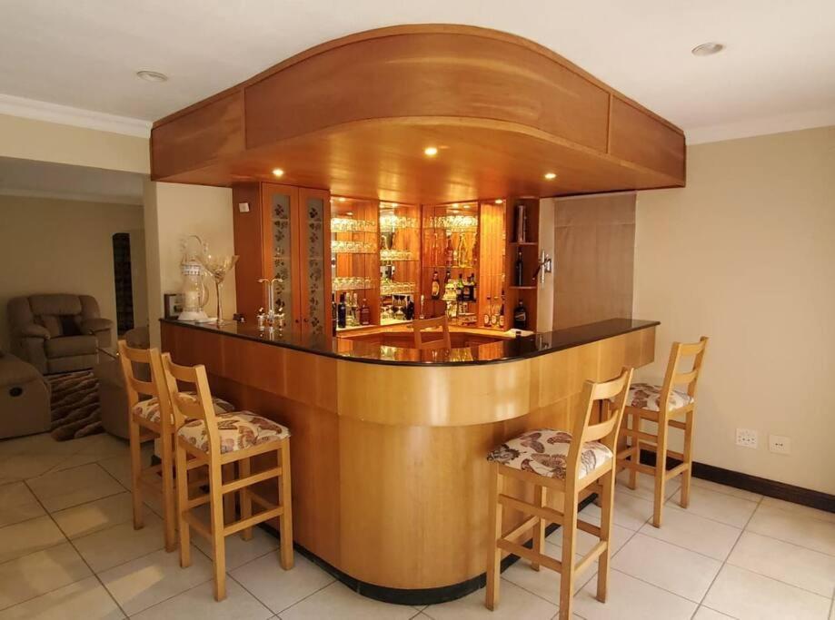 Hartebeespoort Upmarket Pond Villa view 3