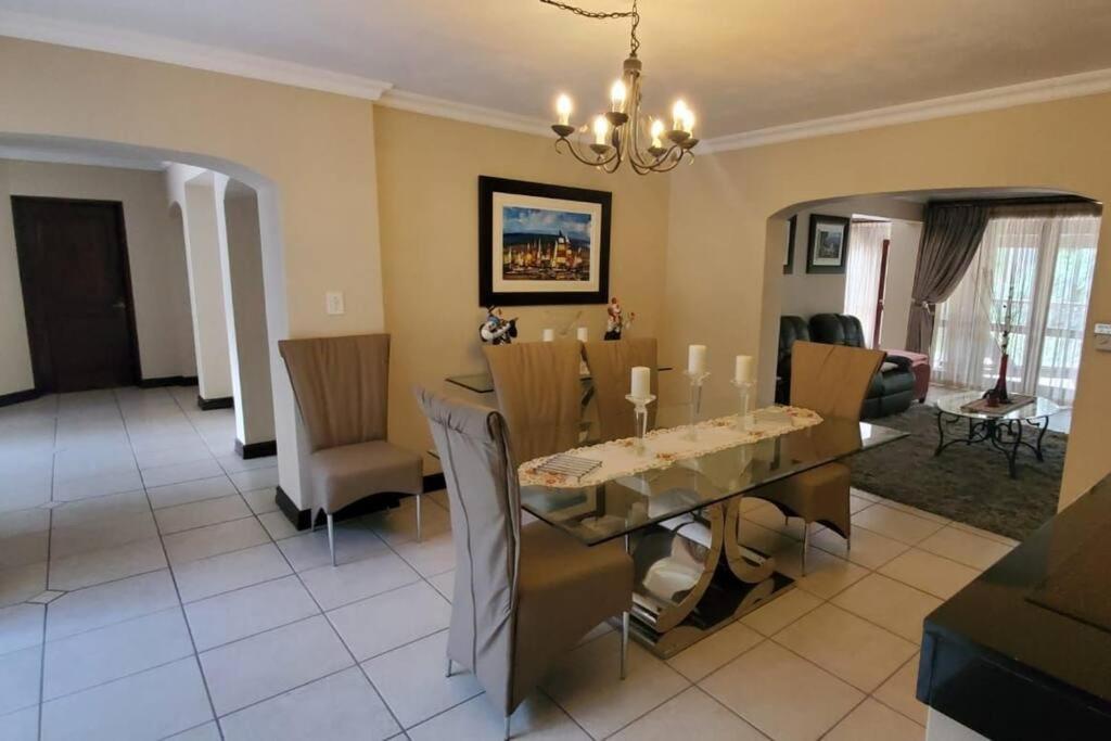 Hartebeespoort Upmarket Pond Villa view 5